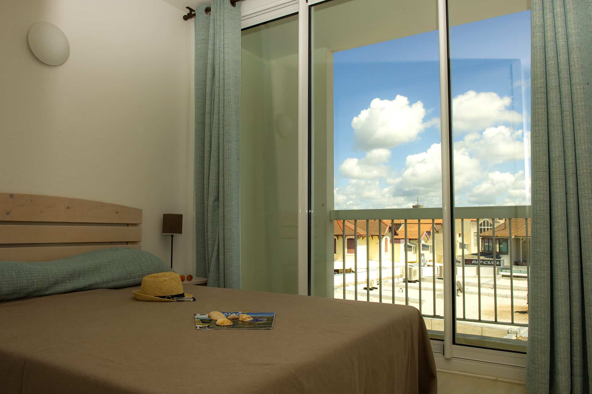 Exemple de chambre de la résidence de vacances Goélia Les Jardins de l'Oyat à Mimizan Plage Exemple de chambre de la résidence de vacances Goélia Les Jardins de l'Oyat à Mimizan Plage