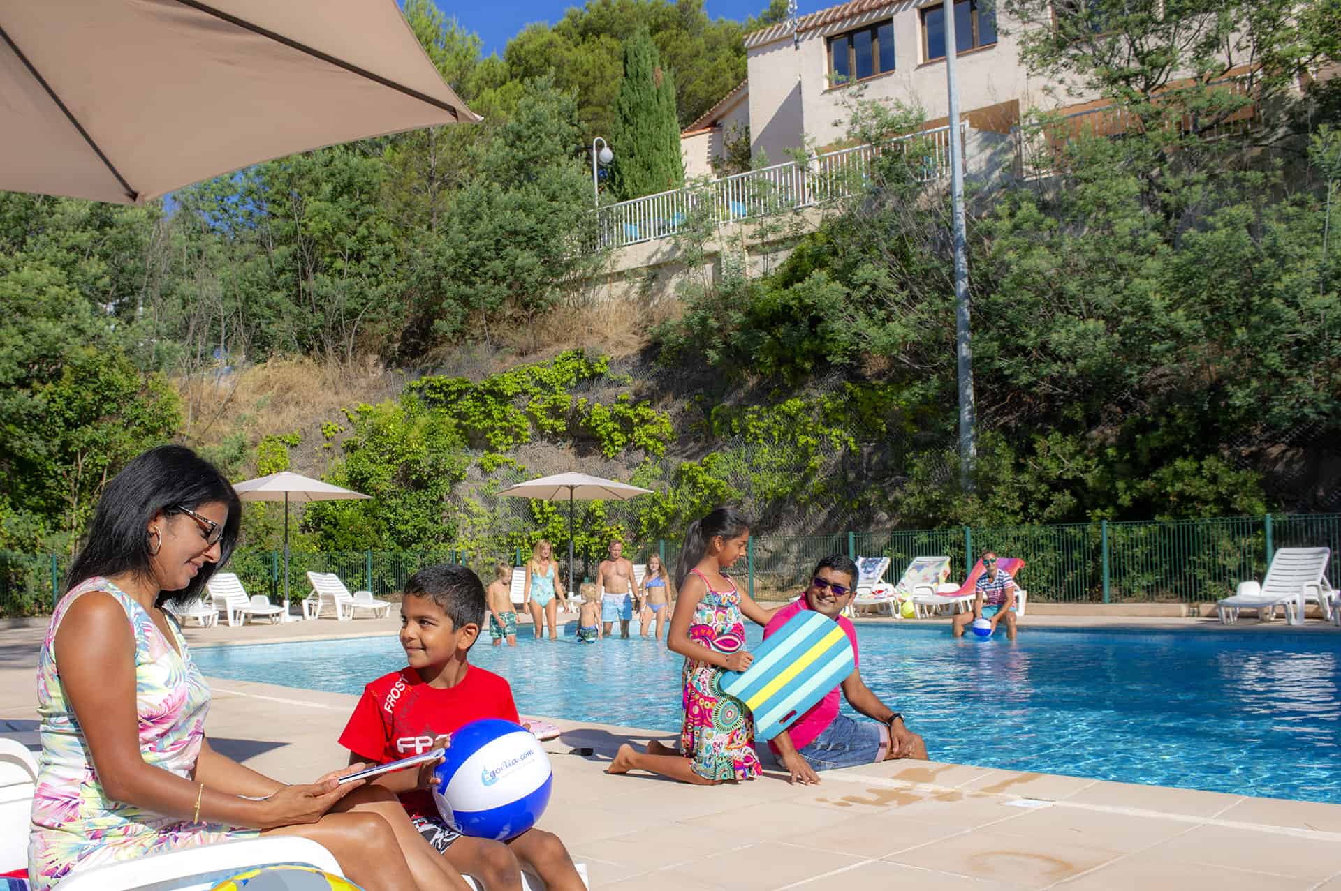 Swimming pool of the residence of vacations Les Jardins d'Azur in St Raphaël  Swimming pool of the residence of vacations Les Jardins d'Azur in St Raphaël