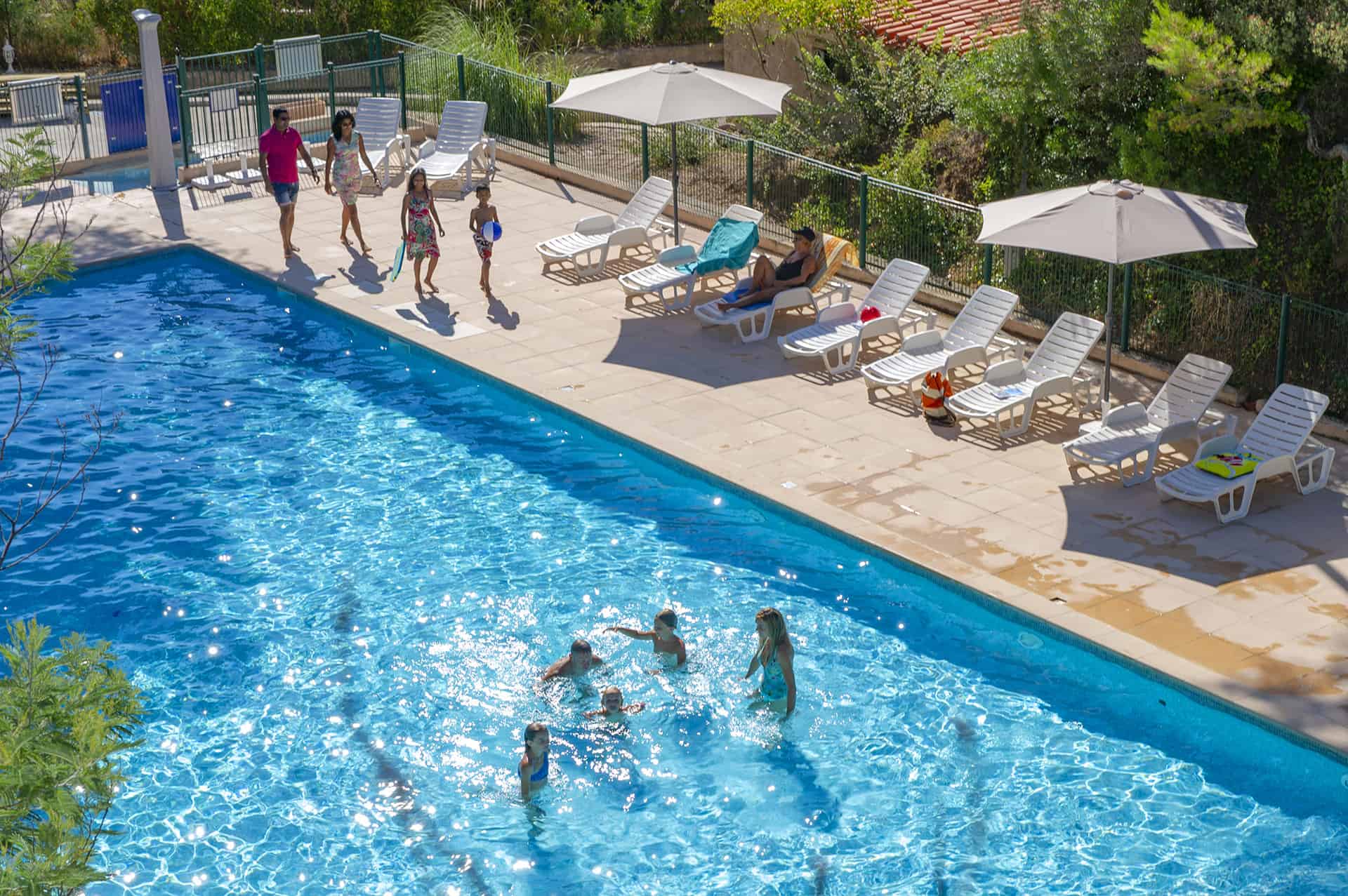 Swimming pool of the residence of vacations Les Jardins d'Azur in St Raphaël  Swimming pool of the residence of vacations Les Jardins d'Azur in St Raphaël