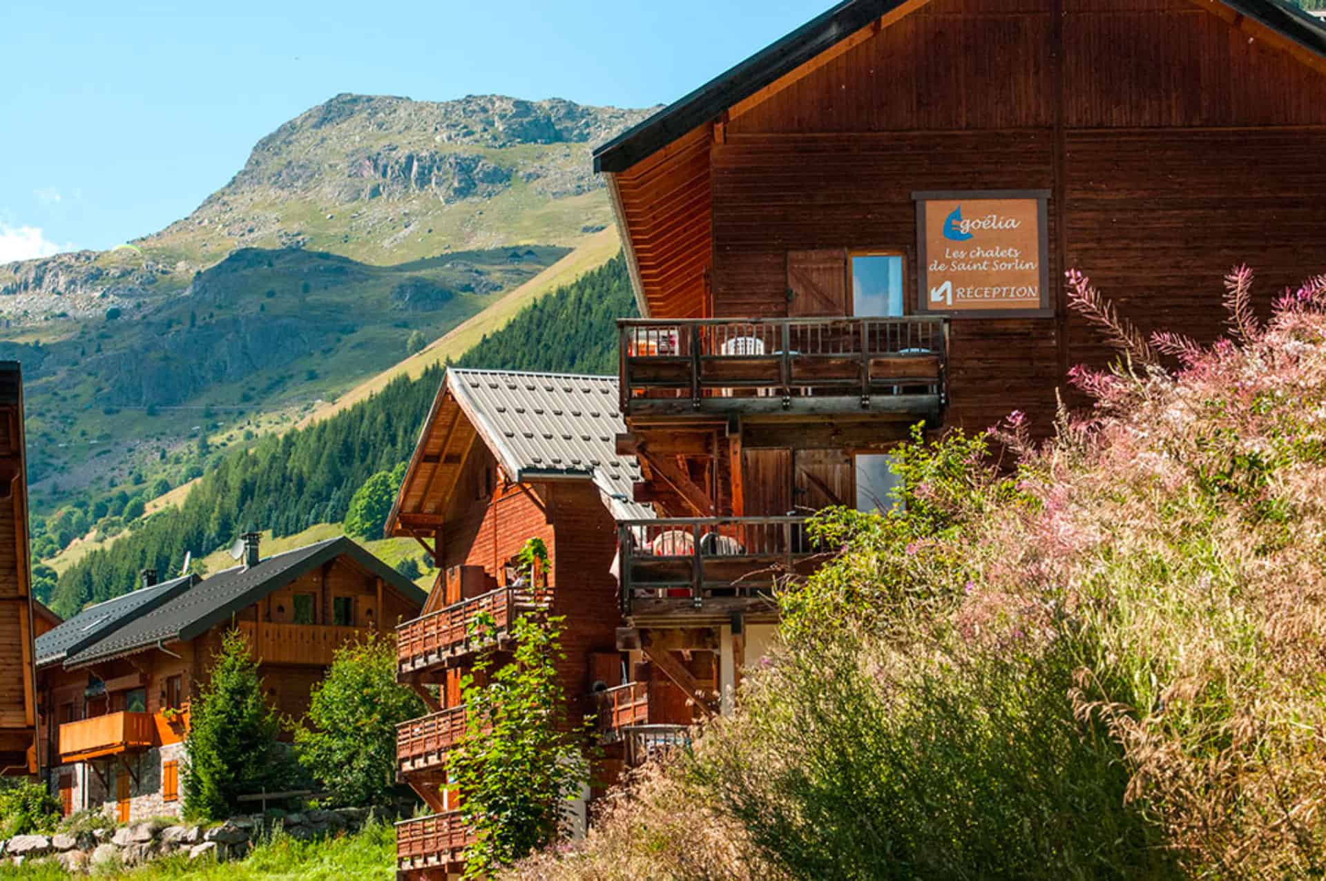 Résidence de vacances Goélia Les Chalets de St Sorlin à St Sorlin d'Arves dans les Alpes Résidence de vacances Goélia Les Chalets de St Sorlin à St Sorlin d'Arves dans les Alpes