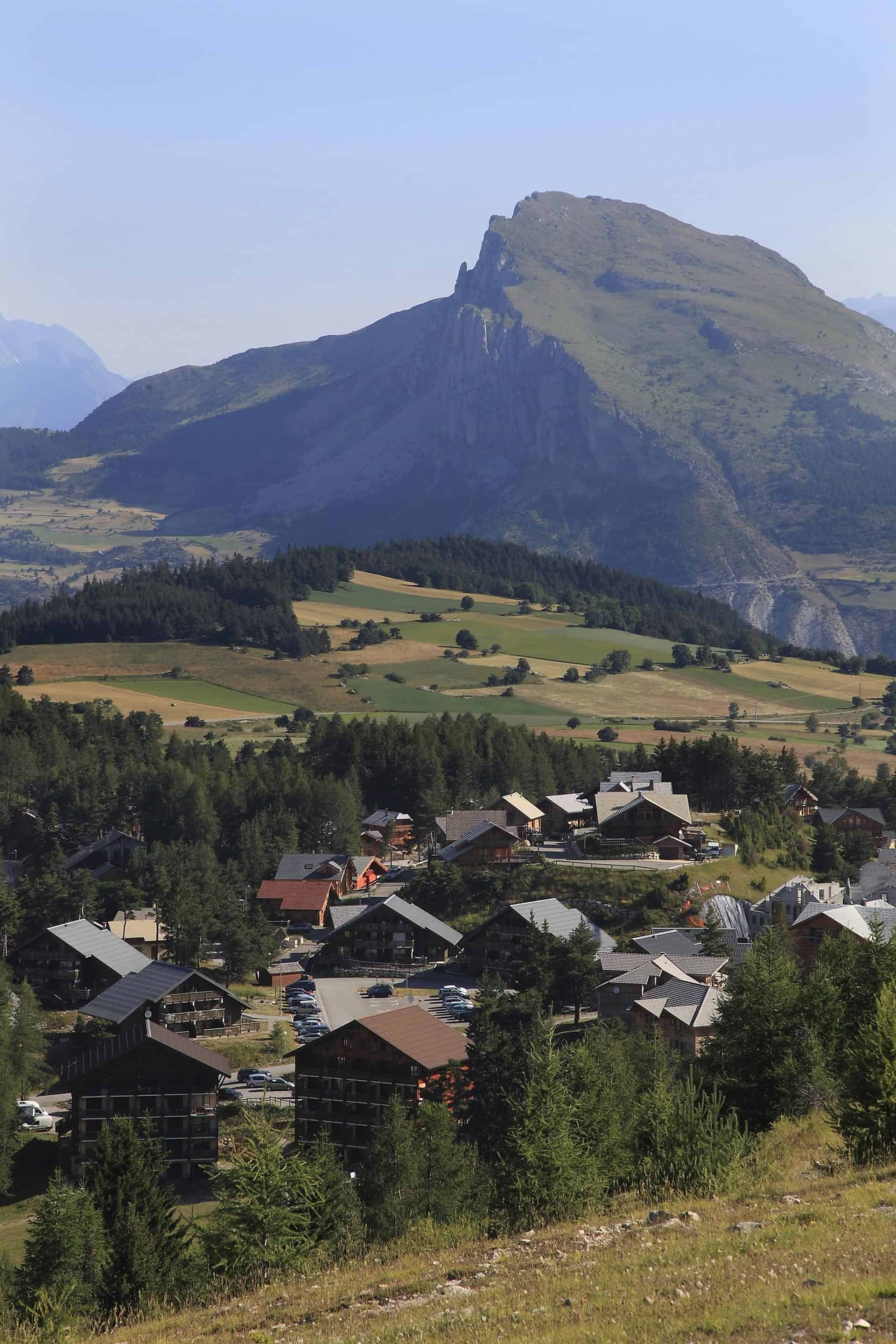 Résidence de vacances Les Flocons du Soleil à L Joue du Loup dans les Alpes du Sud Résidence de vacances Les Flocons du Soleil à L Joue du Loup dans les Alpes du Sud