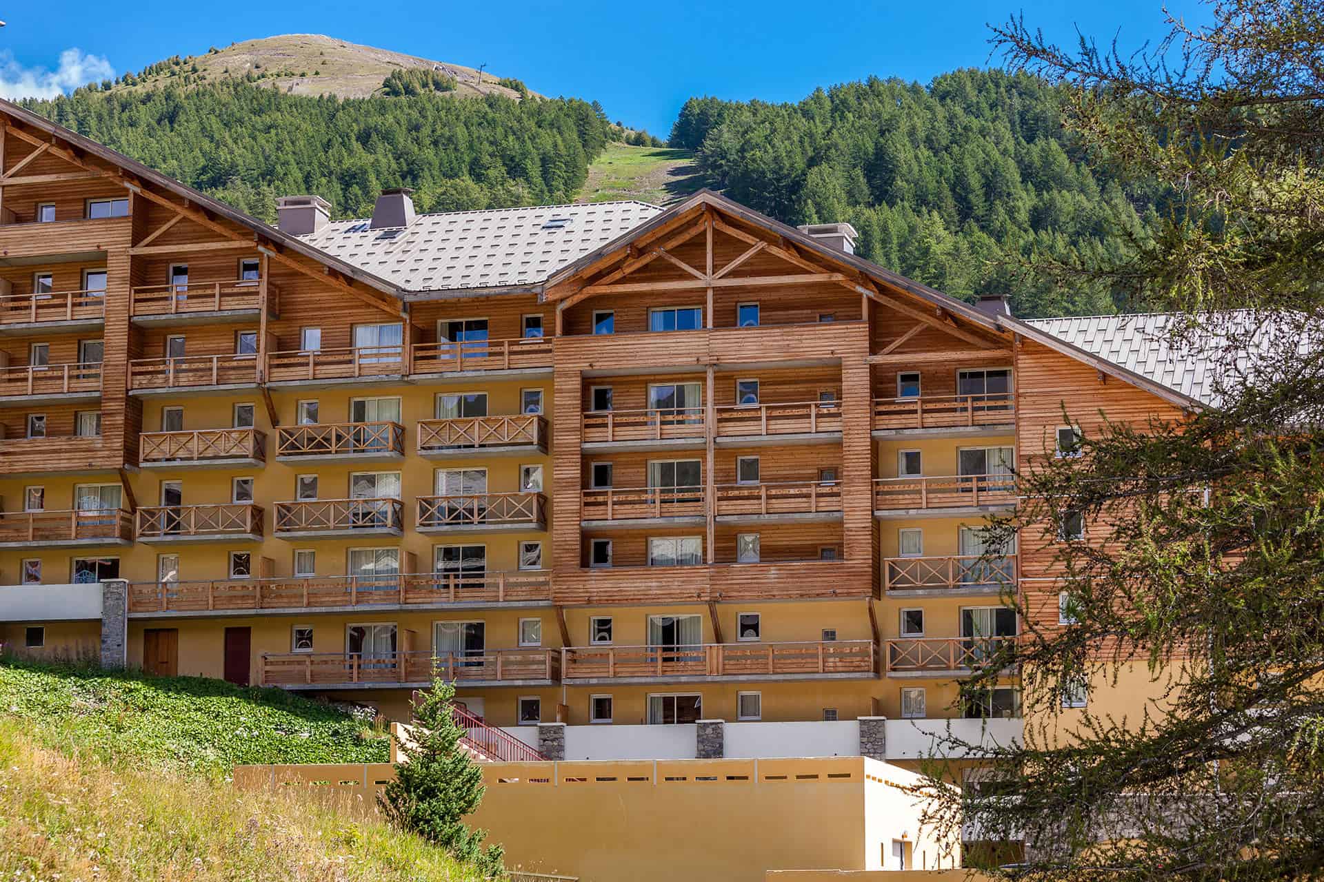 Résidence de vacances Les Cimes du Val d'Allos dans les Alpes du Sud Résidence de vacances Les Cimes du Val d'Allos dans les Alpes du Sud