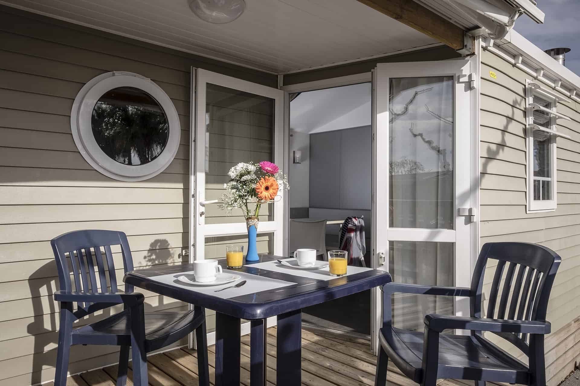 Exemple de mobile-home de la résidence de vacances Vendrell Platja à Comarruga, sur la Costa Dorada, en Espagne Exemple de mobile-home de la résidence de vacances Vendrell Platja à Comarruga, sur la Costa Dorada, en Espagne