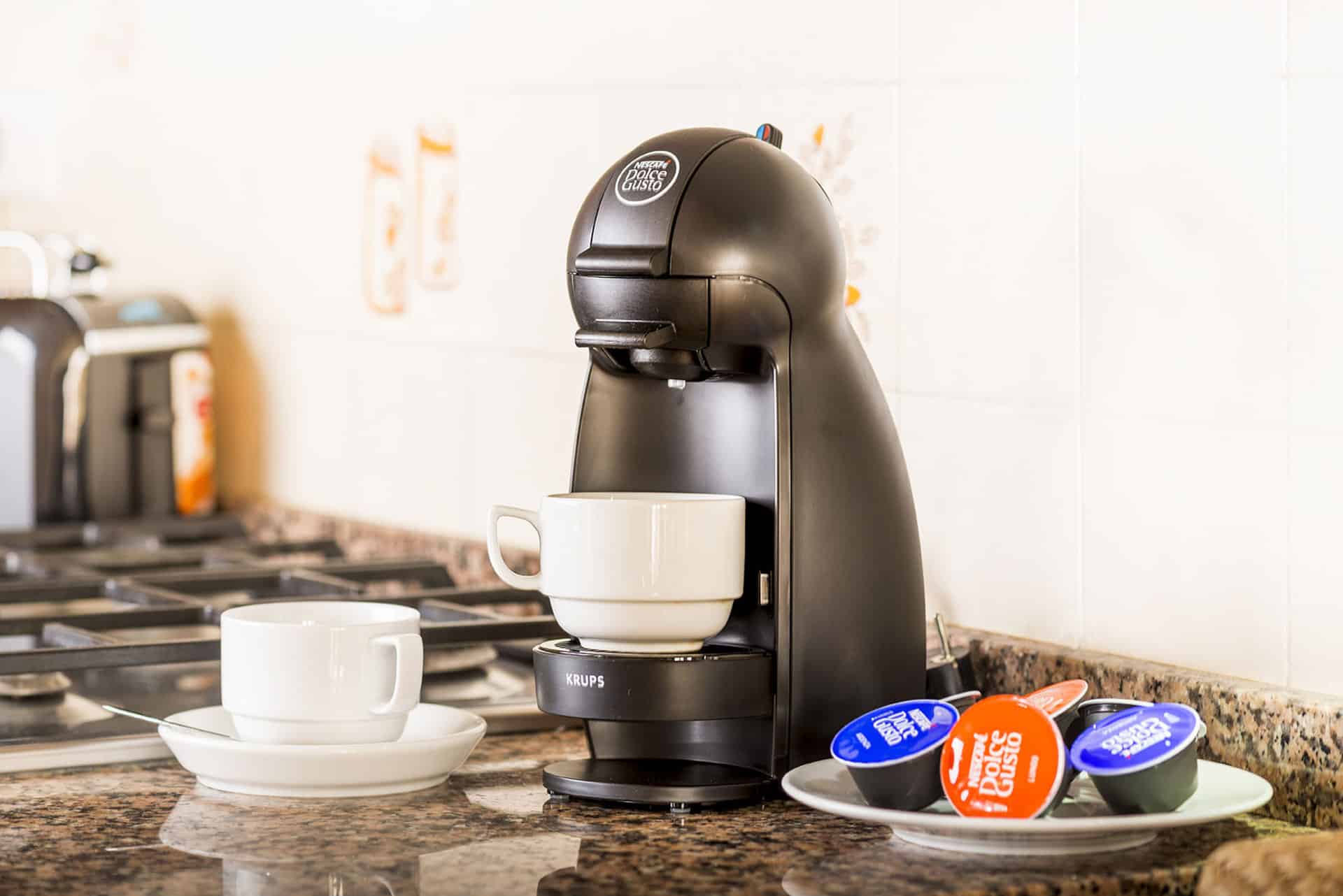 Machine à café de la résidence de vacances Els Llorers à Lloret de Mar, sur la Costa Brava, en Espagne Machine à café de la résidence de vacances Els Llorers à Lloret de Mar, sur la Costa Brava, en Espagne