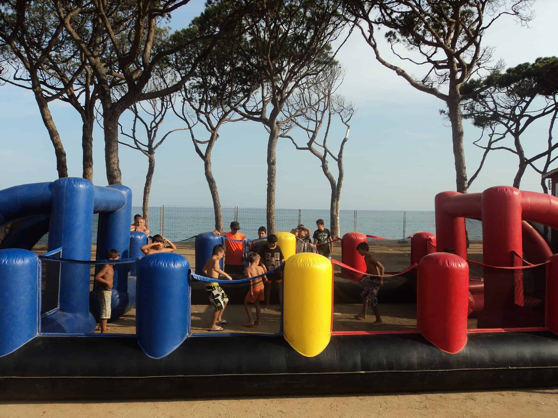 Animations enfants de la résidence de vacances Resort Els Pins à Malgrat de Mar, sur la Costa Barcelona, en Espagne Animations enfants de la résidence de vacances Resort Els Pins à Malgrat de Mar, sur la Costa Barcelona, en Espagne
