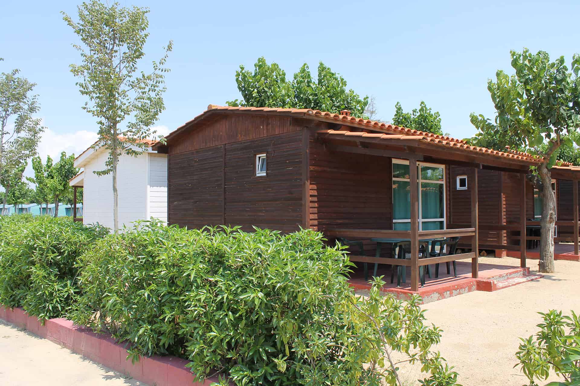 Exemple de bungalow confort de la résidence de vacances Resort Els Pins à Malgrat de Mar, sur la Costa Barcelona, en Espagne Exemple de bungalow confort de la résidence de vacances Resort Els Pins à Malgrat de Mar, sur la Costa Barcelona, en Espagne