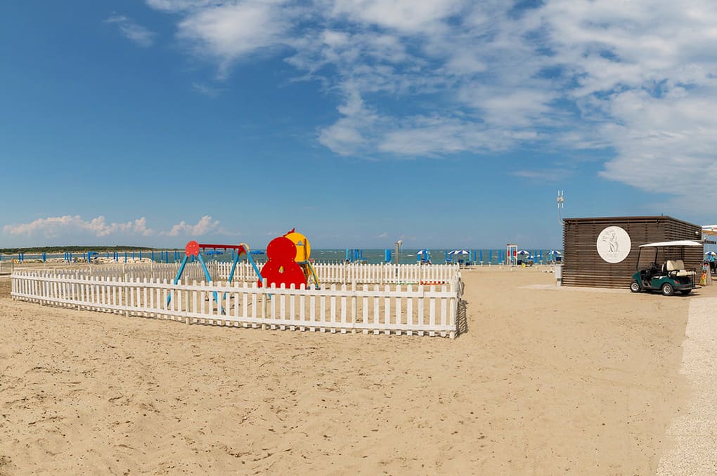Plage à proximité de la résidence vacances Albarella en Italie Plage à proximité de la résidence vacances Albarella en Italie