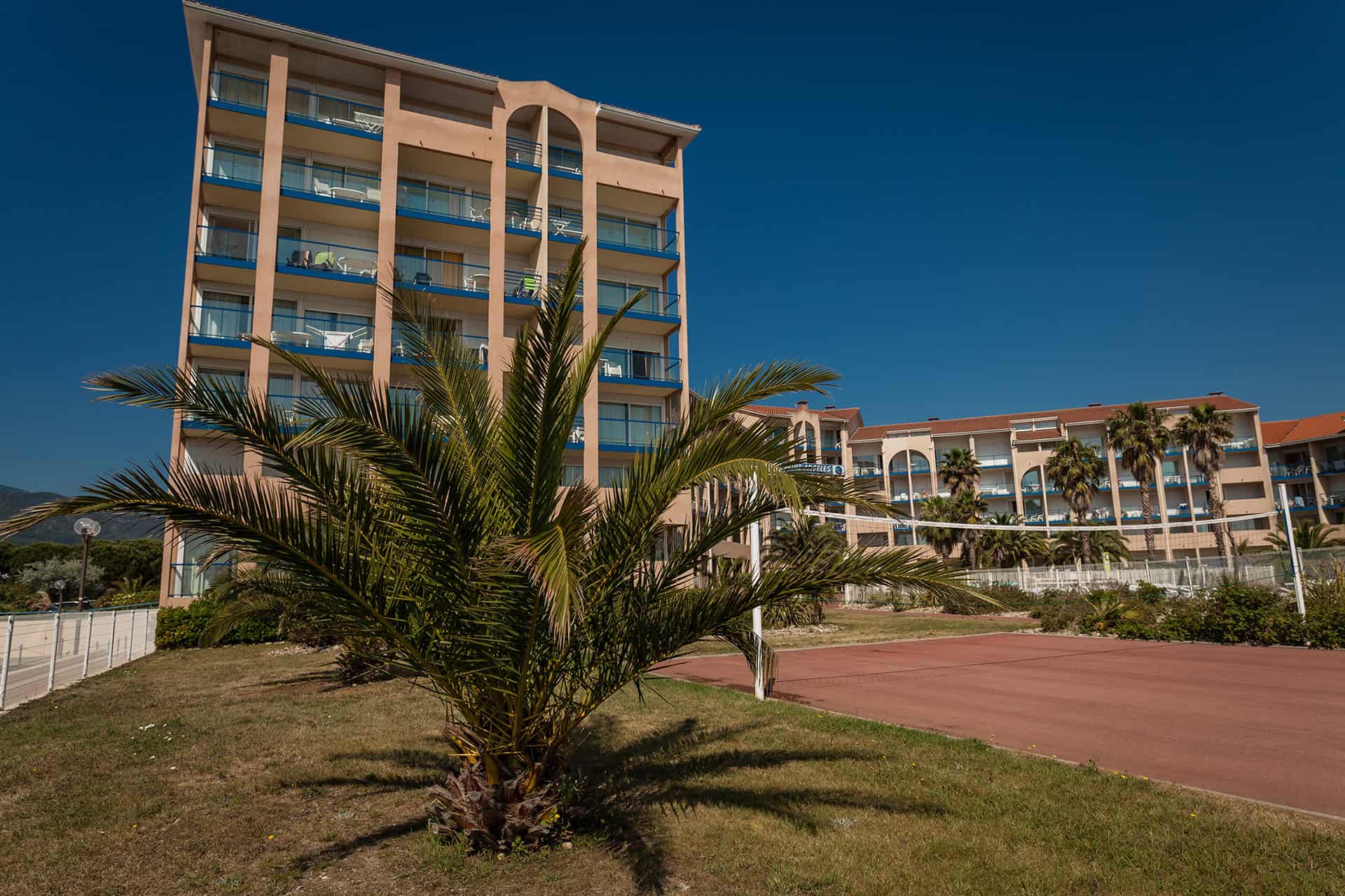 Résidence de Port Argelès avec piscine extérieure à Argelès Résidence de Port Argelès avec piscine extérieure à Argelès