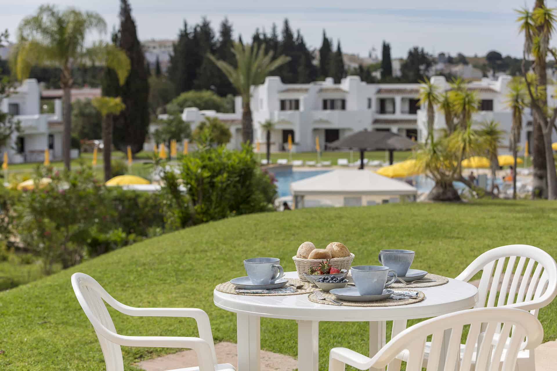 La résidence de vacances Clube Albufeira Garden Village, à Albufeira, sur la côte de l'Algarve, au Portugal La résidence de vacances Clube Albufeira Garden Village, à Albufeira, sur la côte de l'Algarve, au Portugal