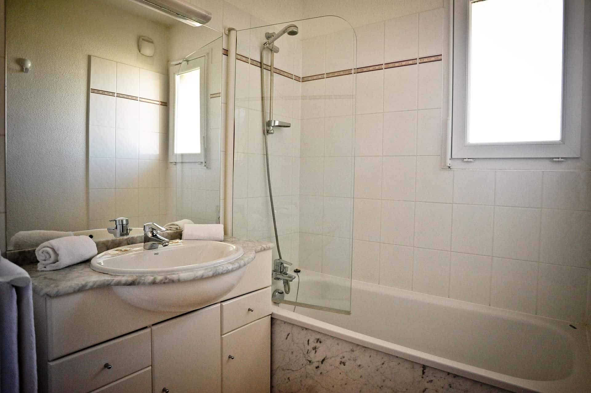 Exemple de salle de bain de la Résidence de vacances Soko Eder à Ciboure Exemple de salle de bain de la Résidence de vacances Soko Eder à Ciboure