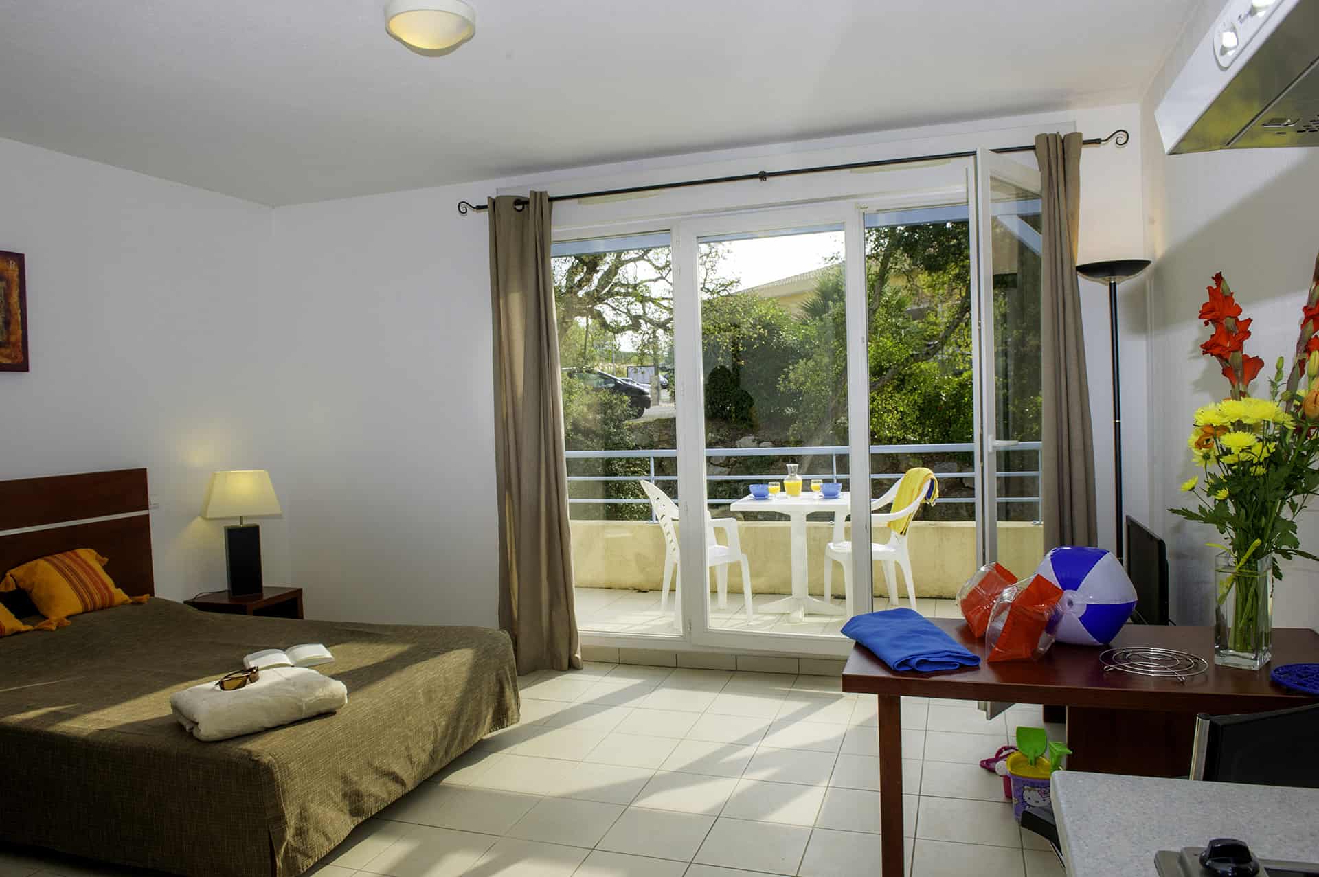 Exemple d'intérieur de la résidence de vacances Appartea Golf Side à Biot, près de Sophia Antipolis Exemple d'intérieur de la résidence de vacances Appartea Golf Side à Biot, près de Sophia Antipolis