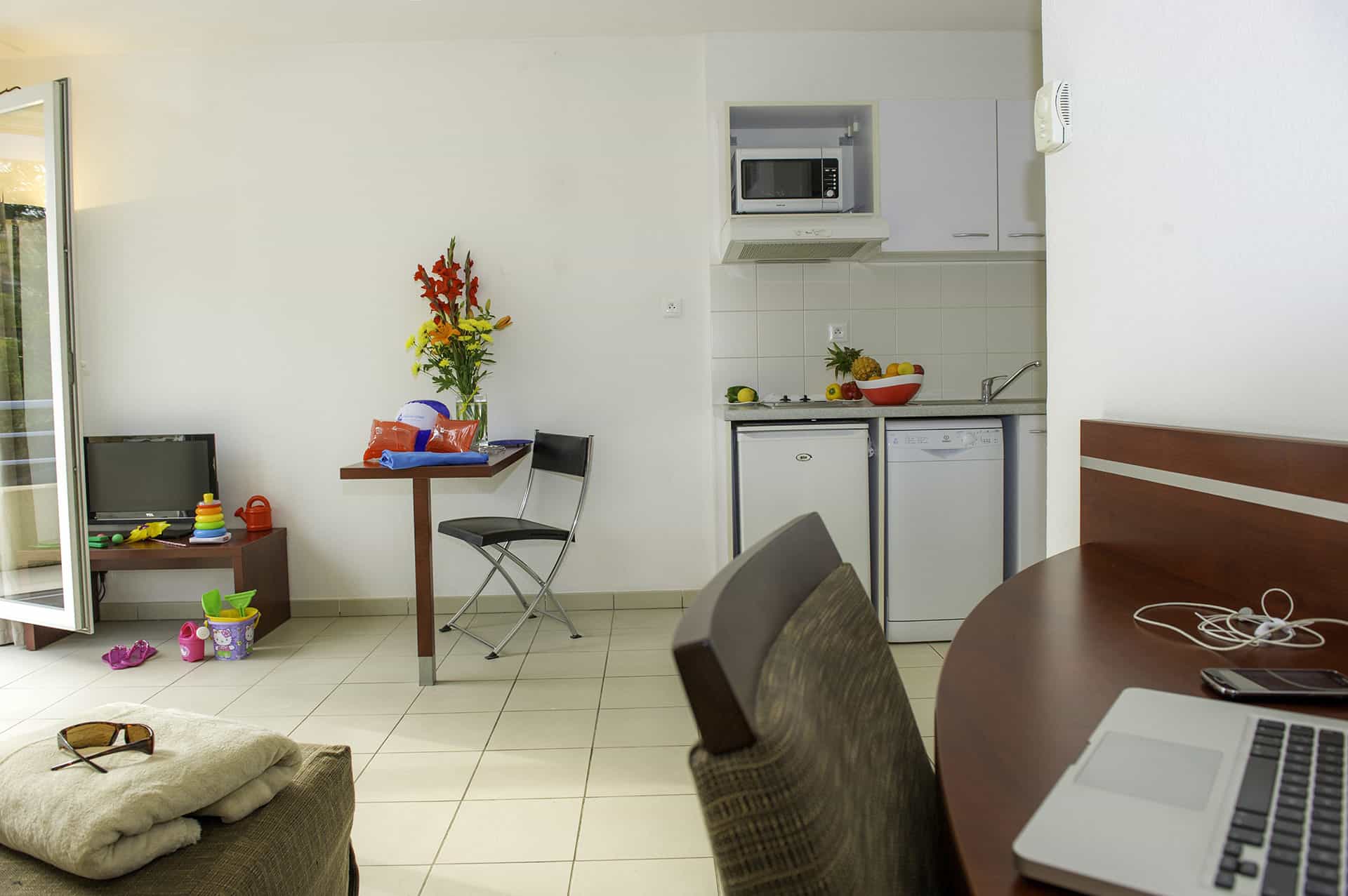 Exemple d'intérieur de la résidence de vacances Appartea Golf Side à Biot, près de Sophia Antipolis Exemple d'intérieur de la résidence de vacances Appartea Golf Side à Biot, près de Sophia Antipolis