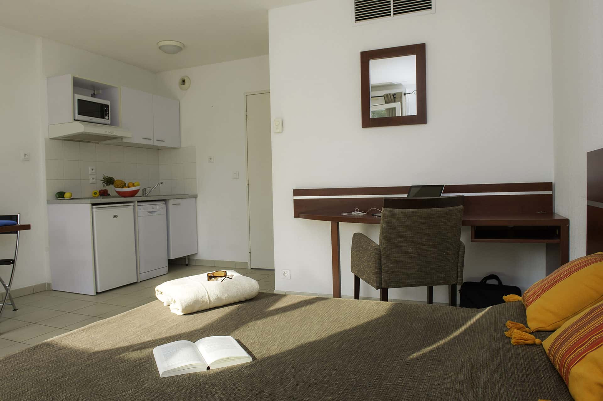 Exemple d'intérieur de la résidence de vacances Appartea Golf Side à Biot, près de Sophia Antipolis Exemple d'intérieur de la résidence de vacances Appartea Golf Side à Biot, près de Sophia Antipolis
