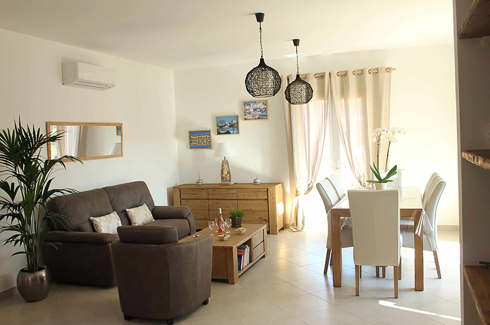 Exemple d'interieur de la résidence de vacances Cala Corsa à Porto Vecchio Exemple d'interieur de la résidence de vacances Cala Corsa à Porto Vecchio