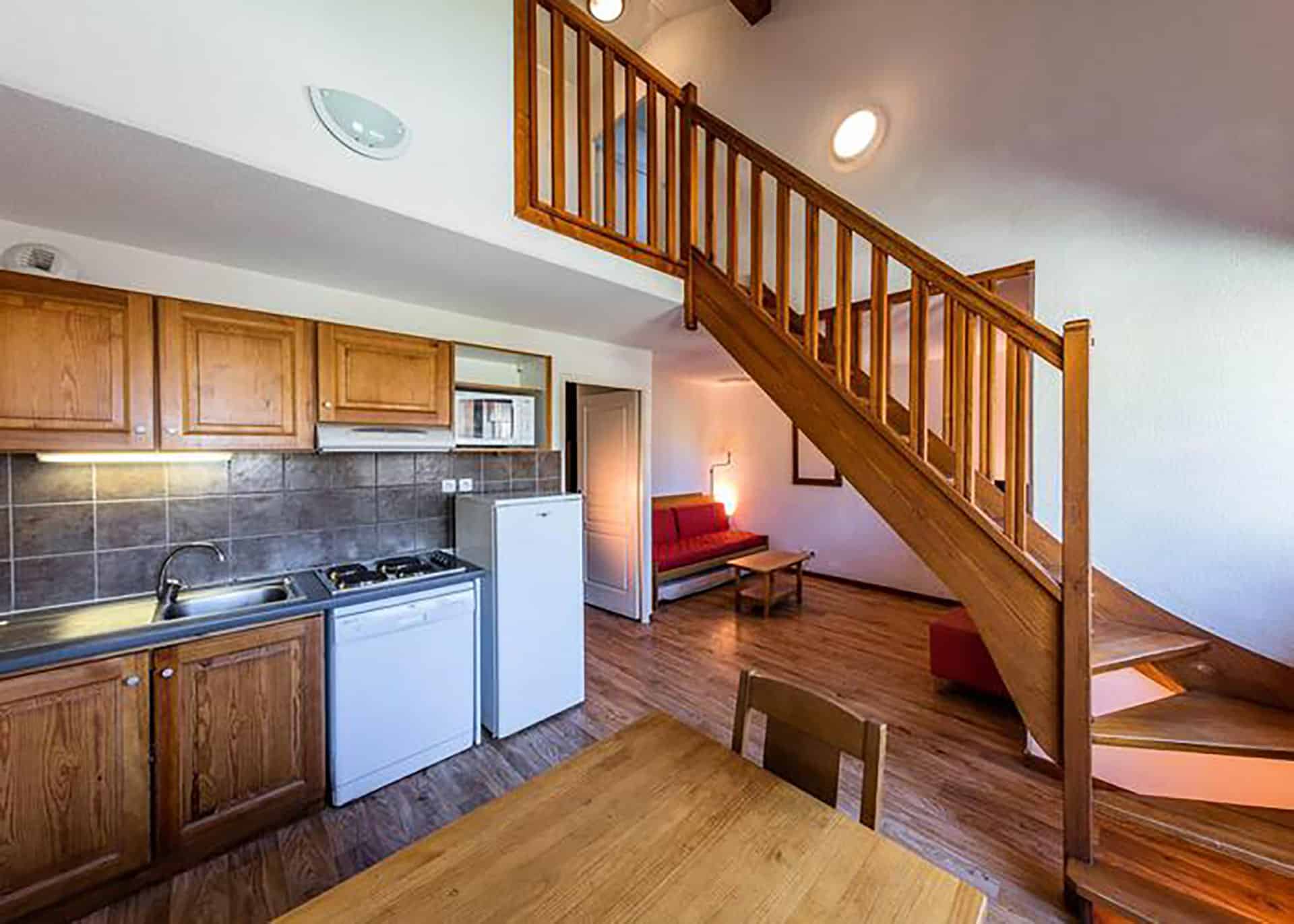 Exemple d'intérieur d'un appartement 3 pièces 8/10 personnes de la résidence de vacances Etoiles d'Orion à Orcières, dans les Hautes-Alpes Exemple d'intérieur d'un appartement 3 pièces 8/10 personnes de la résidence de vacances Etoiles d'Orion à Orcières, dans les Hautes-Alpes