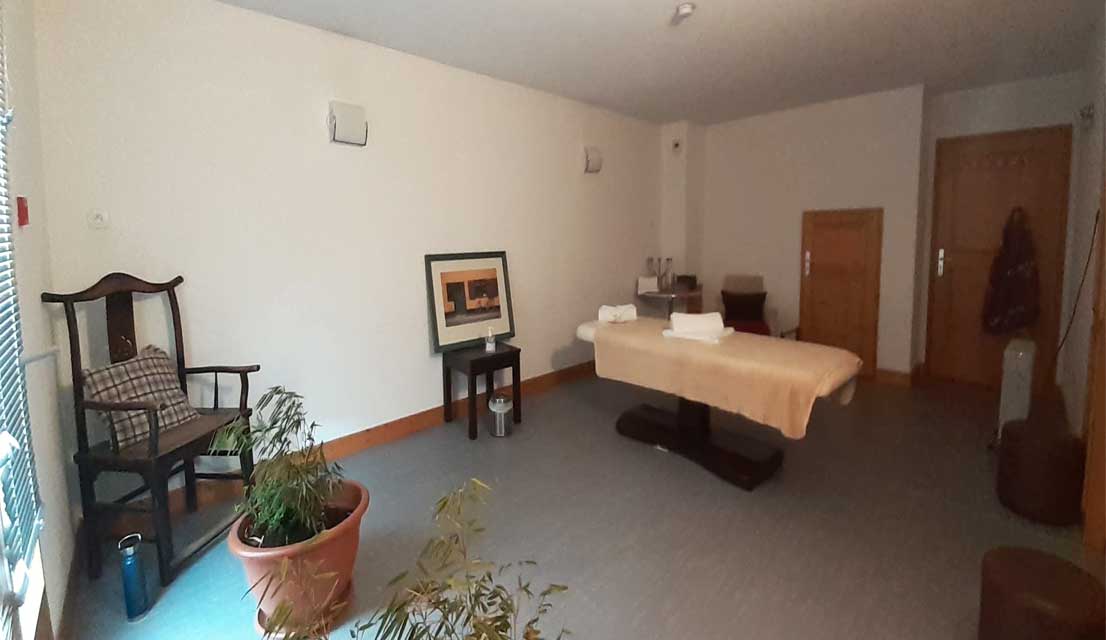 Salle de massage de la résidence de vacances Goélia  Les Chalets des Deux Domaine à Peisey Vallandry, dans les Alpes du Nord Salle de massage de la résidence de vacances Goélia  Les Chalets des Deux Domaine à Peisey Vallandry, dans les Alpes du Nord