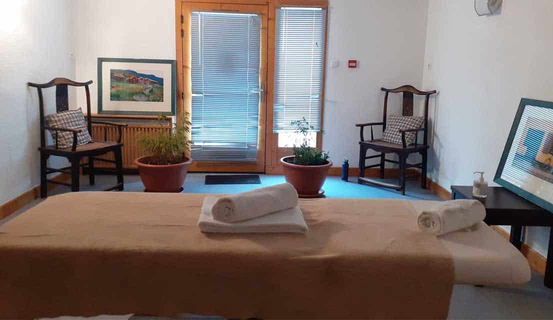 Salle de massage de la résidence de vacances Goélia  Les Chalets des Deux Domaine à Peisey Vallandry, dans les Alpes du Nord Salle de massage de la résidence de vacances Goélia  Les Chalets des Deux Domaine à Peisey Vallandry, dans les Alpes du Nord
