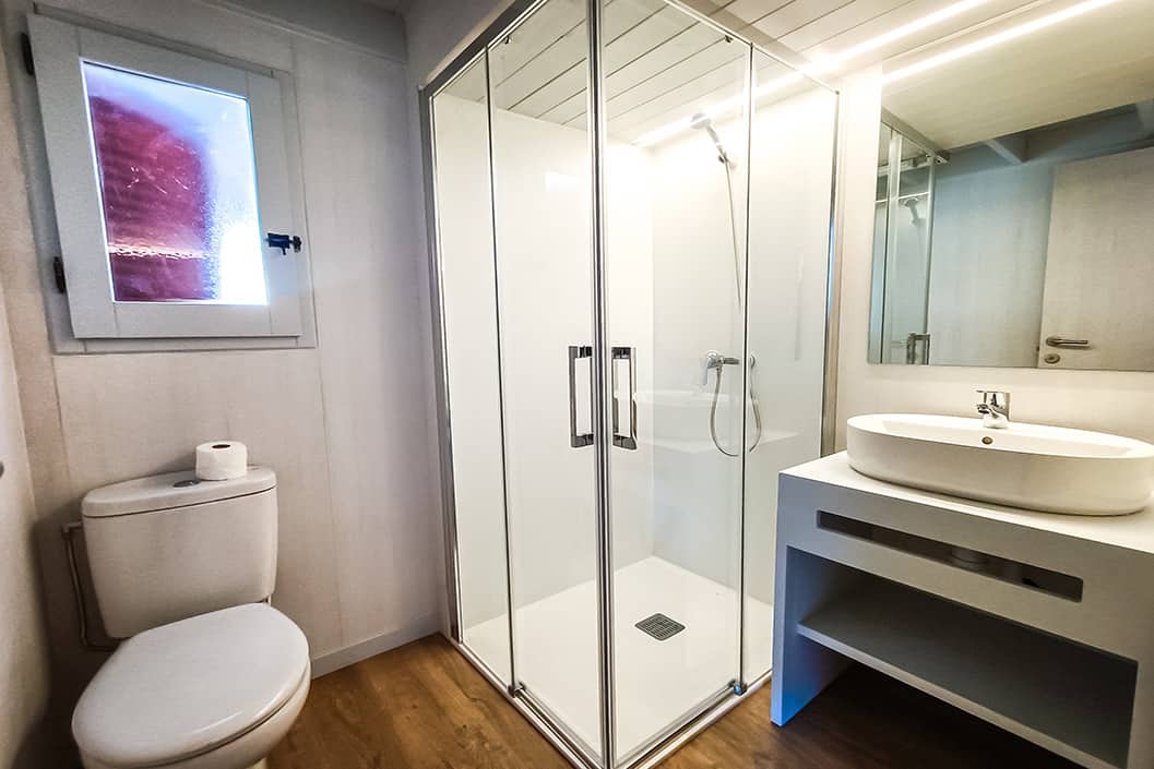 Exemple d'eau du Bungalow 5 personnes XALOC de la résidence de vacances La Llosa à Cambrils, sur la Costa Dorada, en Espagne Exemple d'eau du Bungalow 5 personnes XALOC de la résidence de vacances La Llosa à Cambrils, sur la Costa Dorada, en Espagne