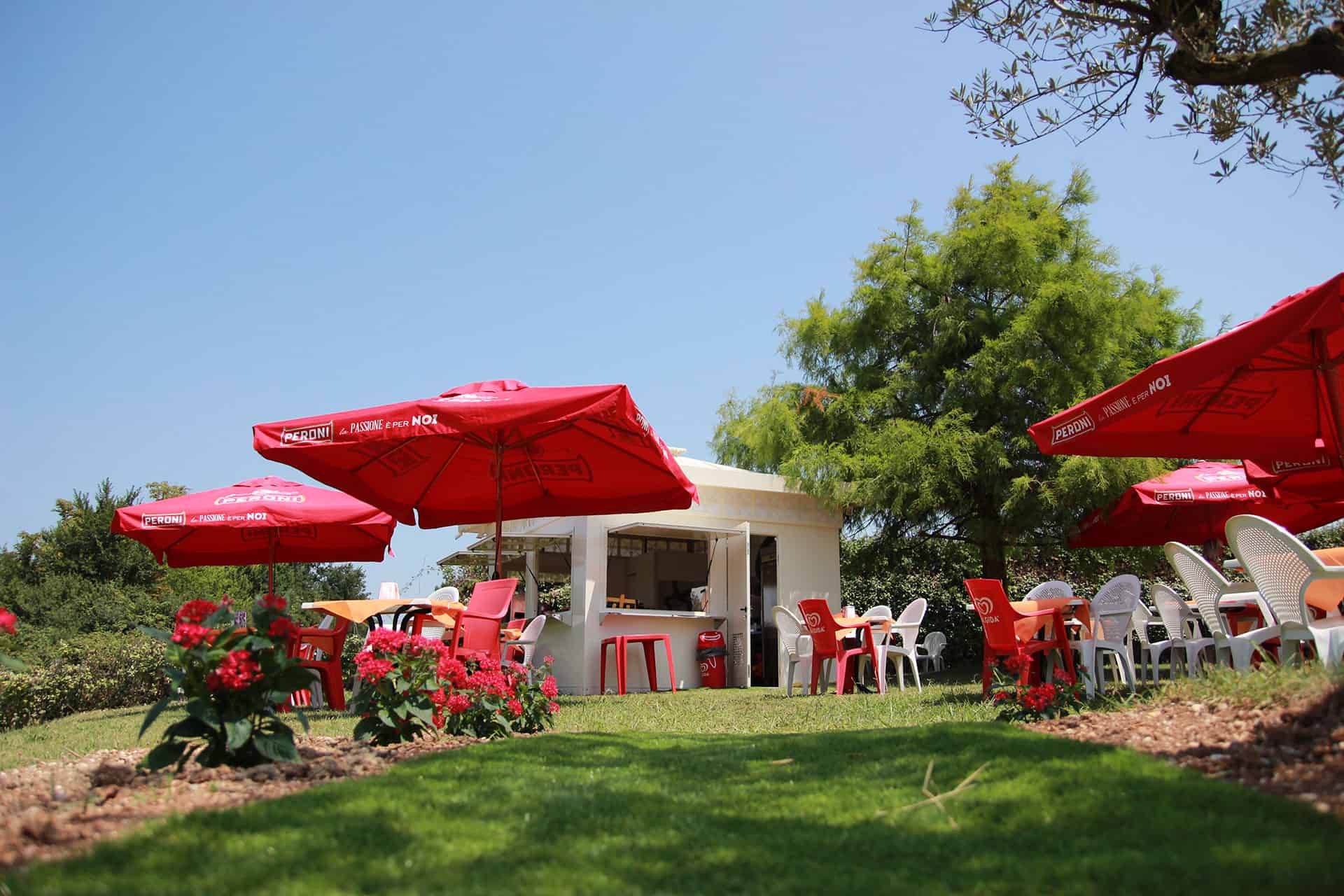 la résidence The Garda Village à Colombare Di Sirmione, proche du Lac de Garde en Italie la résidence The Garda Village à Colombare Di Sirmione, proche du Lac de Garde en Italie