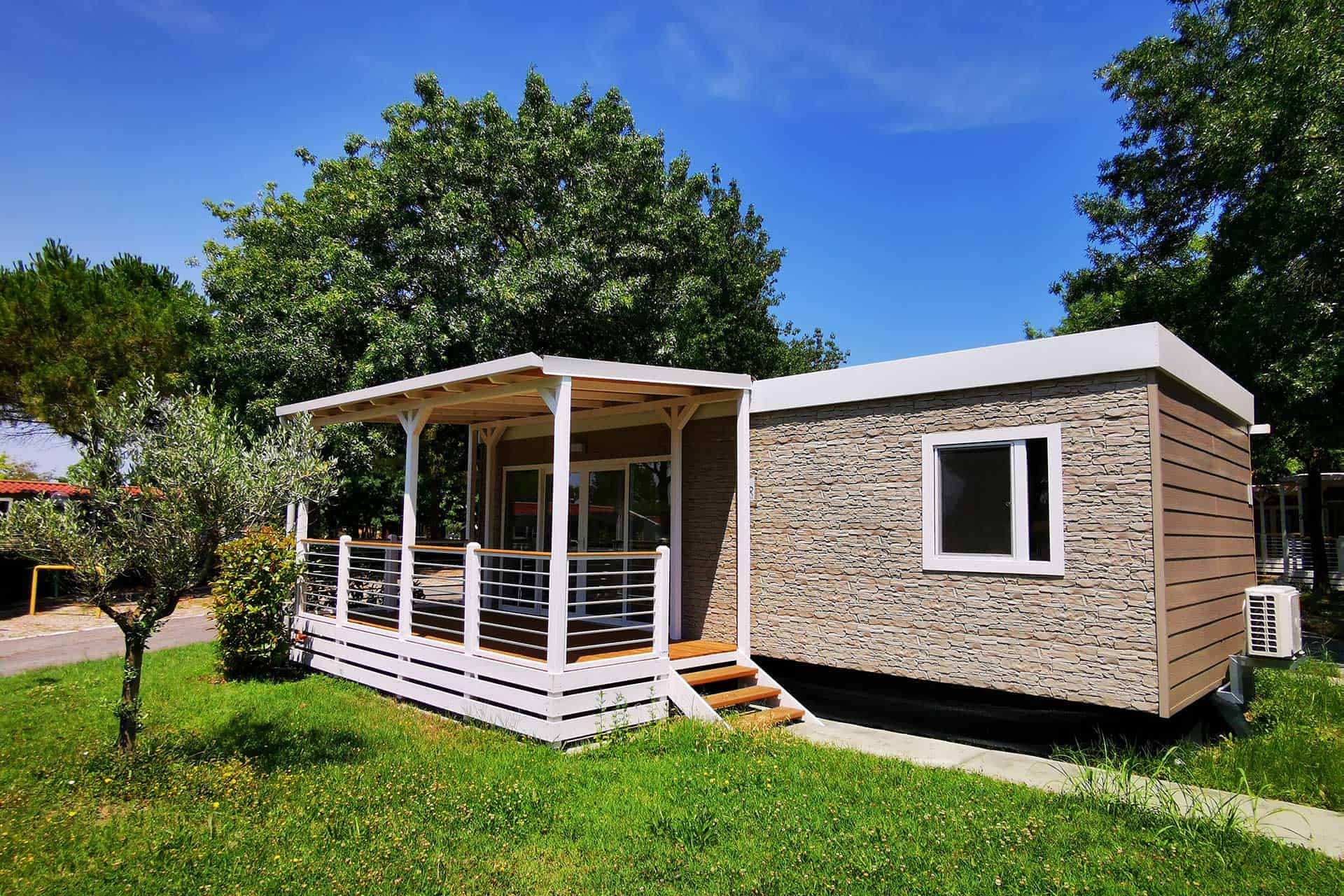 Exemple de logement Maxi prestige de la résidence de vacances The Garda Village à Comombare di Sirmione en Italie Exemple de logement Maxi prestige de la résidence de vacances The Garda Village à Comombare di Sirmione en Italie