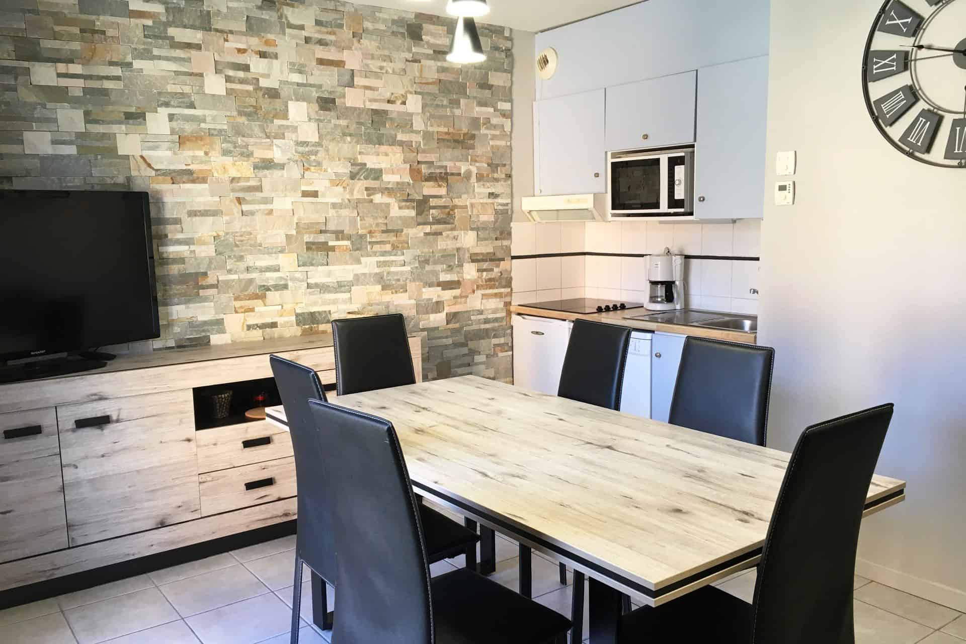 Exemple de séjour d'un chalet de la résidence de vacances Les Flocons du Soleil à La Joue du Loup Exemple de séjour d'un chalet de la résidence de vacances Les Flocons du Soleil à La Joue du Loup