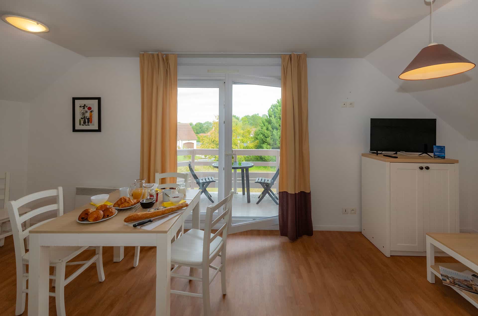 Exemple d'intérieur de la résidence de vacances Goélia Les Portes d'Honfleur en Normandie Exemple d'intérieur de la résidence de vacances Goélia Les Portes d'Honfleur en Normandie