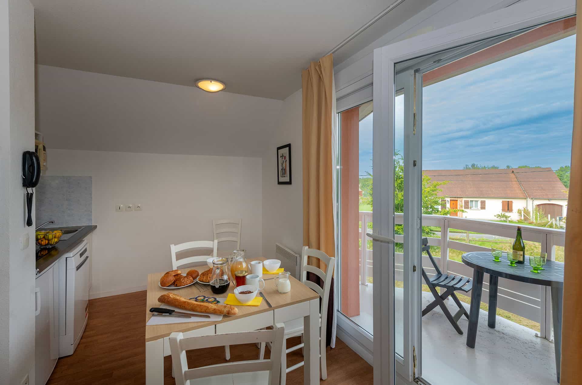 Exemple d'intérieur de la résidence de vacances Goélia Les Portes d'Honfleur en Normandie Exemple d'intérieur de la résidence de vacances Goélia Les Portes d'Honfleur en Normandie