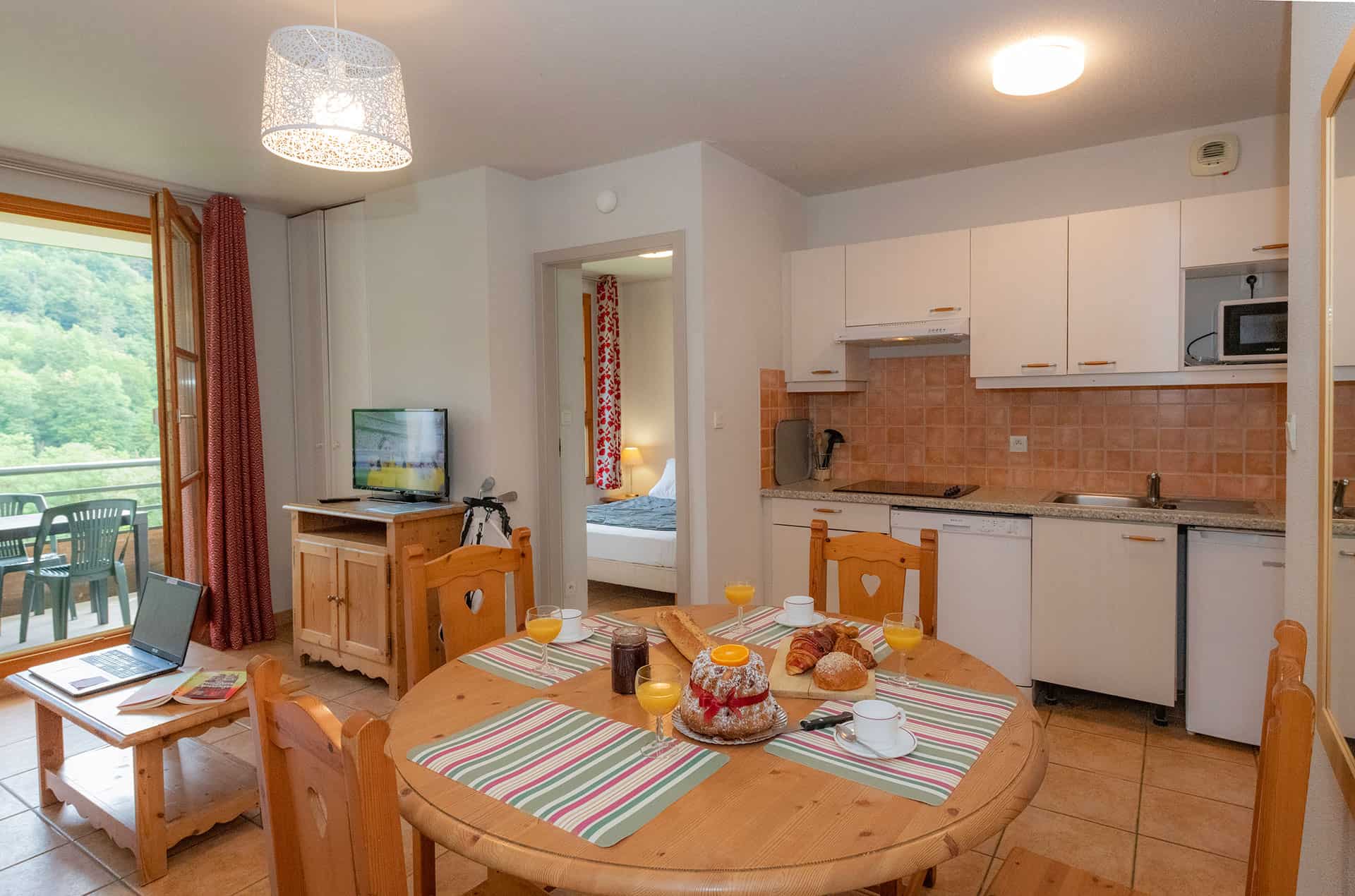 Exemple de kitchenette de  la résidence de vacances Goélia Le Domaine du Golf à Ammerschwihr / Colmar en Alsace Exemple de kitchenette de  la résidence de vacances Goélia Le Domaine du Golf à Ammerschwihr / Colmar en Alsace