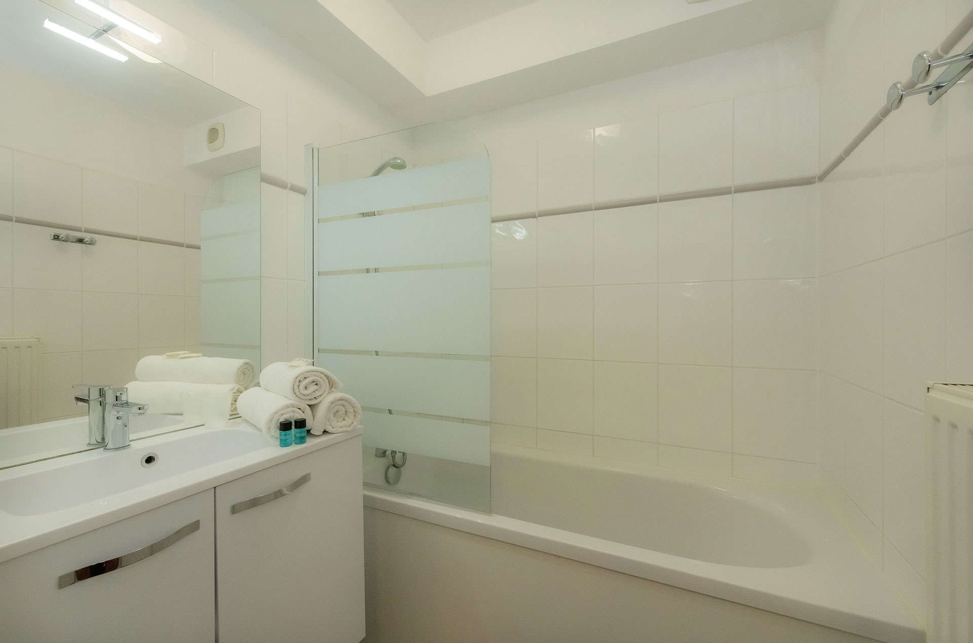 Exemple de salle de bain de  la résidence de vacances Goélia Le Domaine du Golf à Ammerschwihr / Colmar en Alsace Exemple de salle de bain de  la résidence de vacances Goélia Le Domaine du Golf à Ammerschwihr / Colmar en Alsace