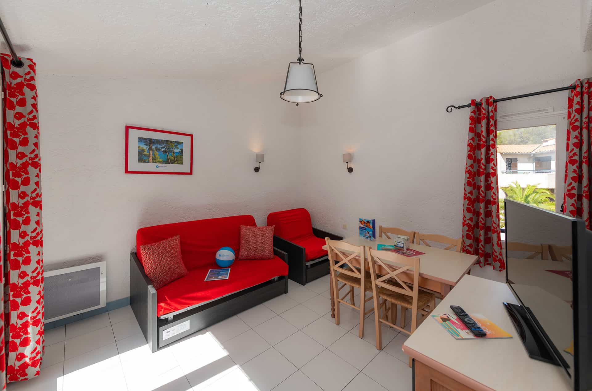 Example of a living-room in the Goélia Les Jardins d'Azur holiday residence in St Raphaël  Example of a living-room in the Goélia Les Jardins d'Azur holiday residence in St Raphaël