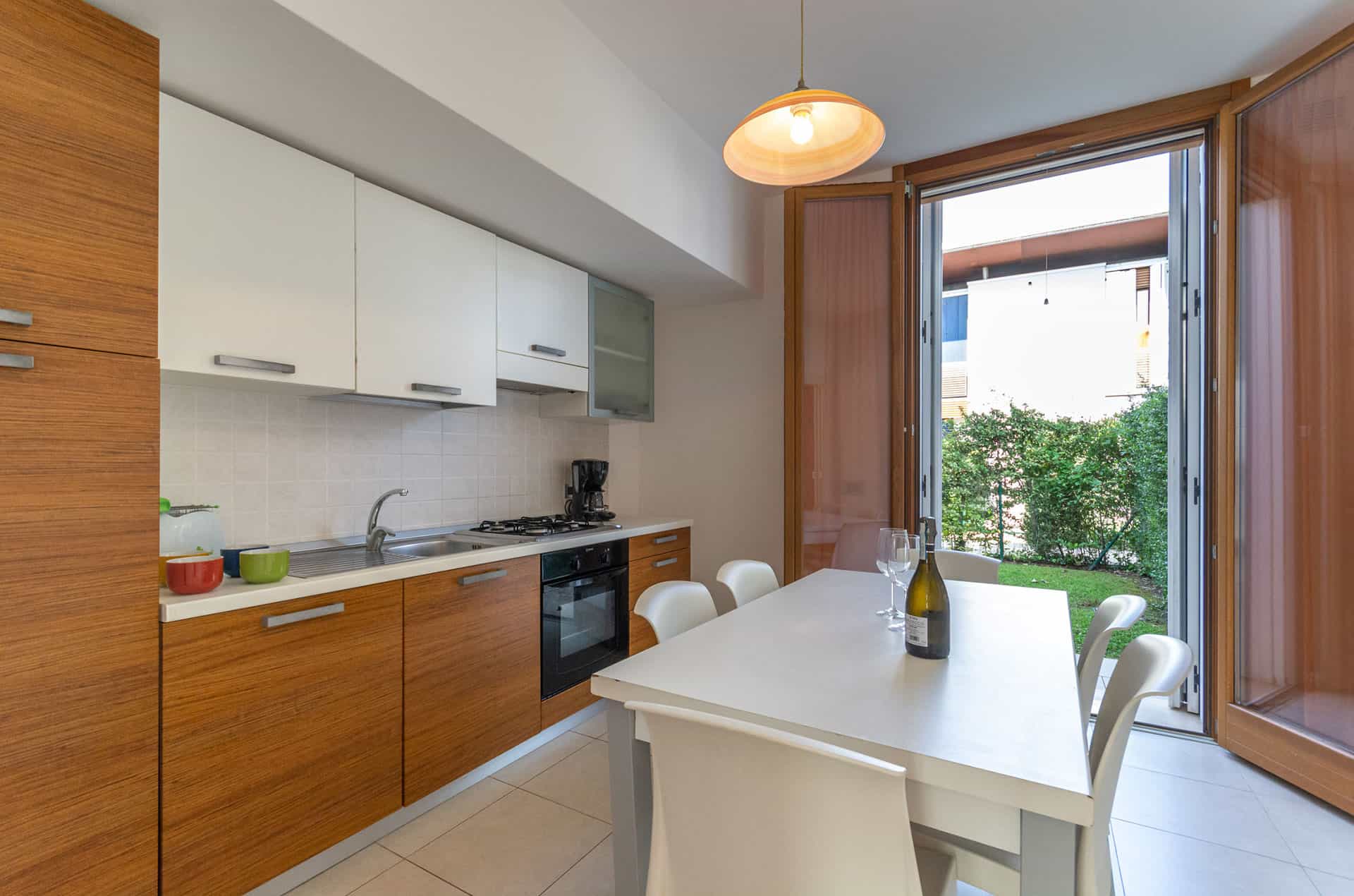 Exemple d'une kitchenette d'un S3M dans la résidence vacances Albarella en Italie Exemple d'une kitchenette d'un S3M dans la résidence vacances Albarella en Italie