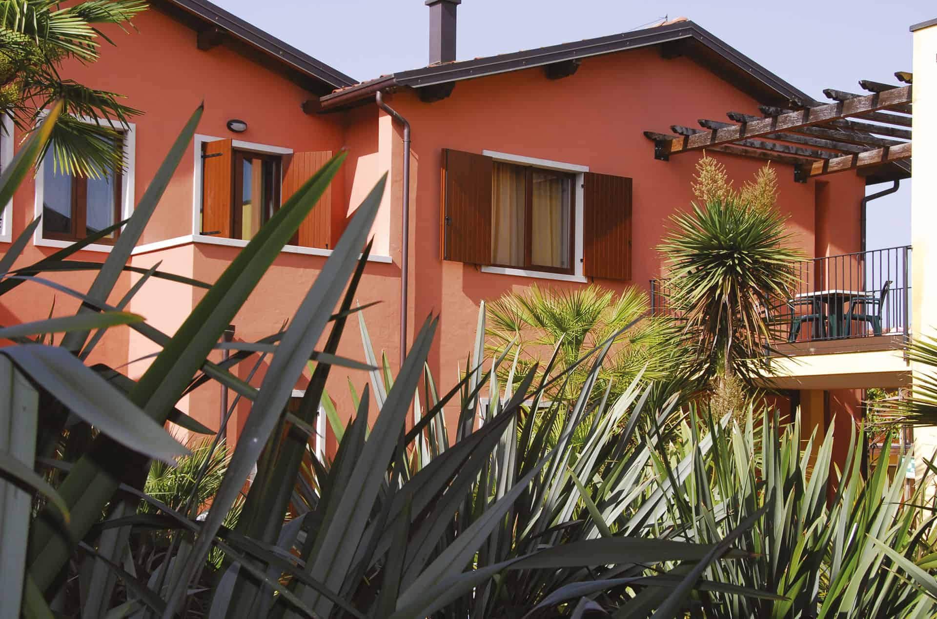 La résidence de vacances Eden à Peschiera del Garda, proche du Lac de Garde, en Italie La résidence de vacances Eden à Peschiera del Garda, proche du Lac de Garde, en Italie