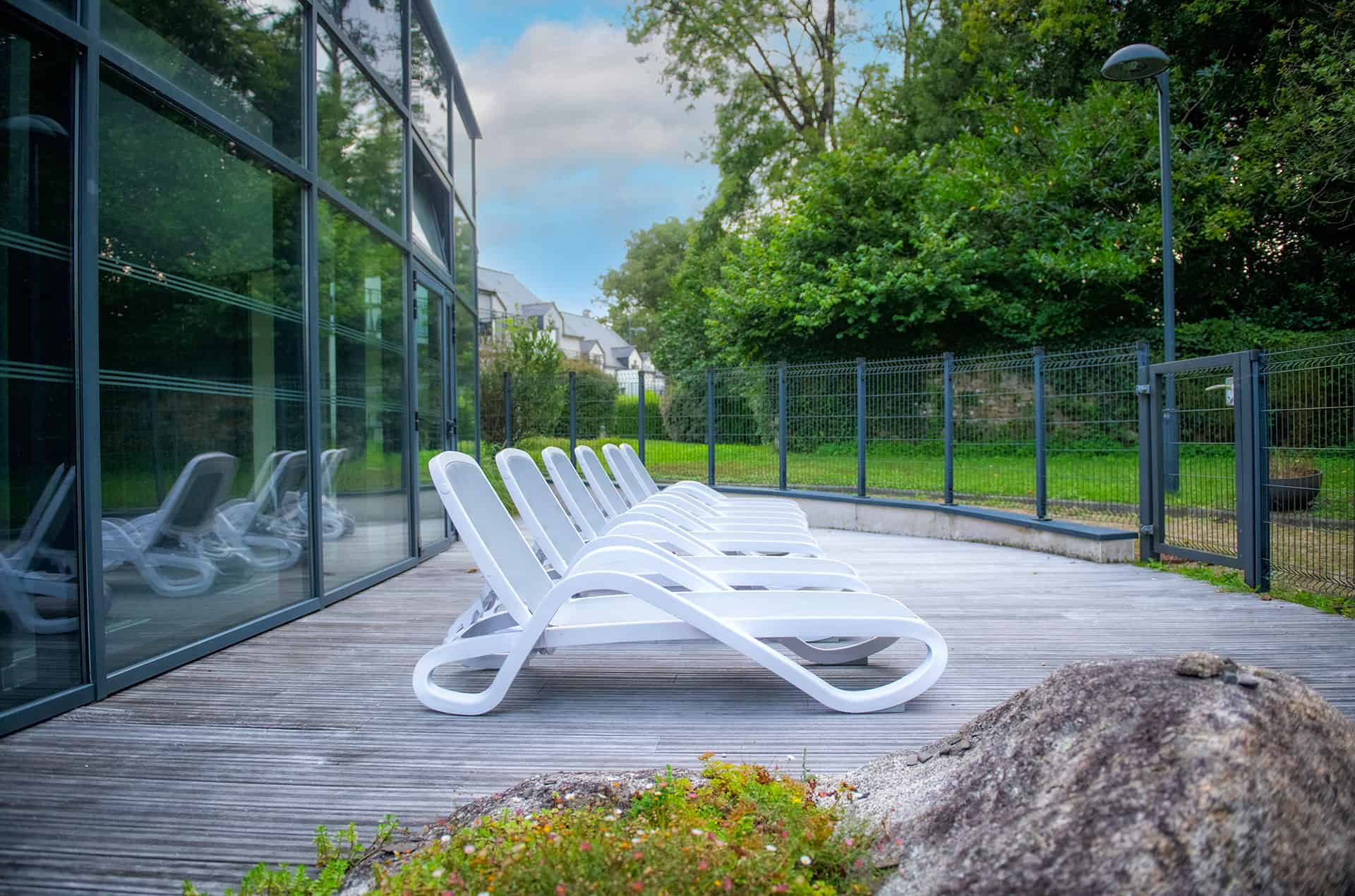 Solarium de la résidence de vacances Goélia Le Domaine de Pont-Aven à Pont-Aven Solarium de la résidence de vacances Goélia Le Domaine de Pont-Aven à Pont-Aven