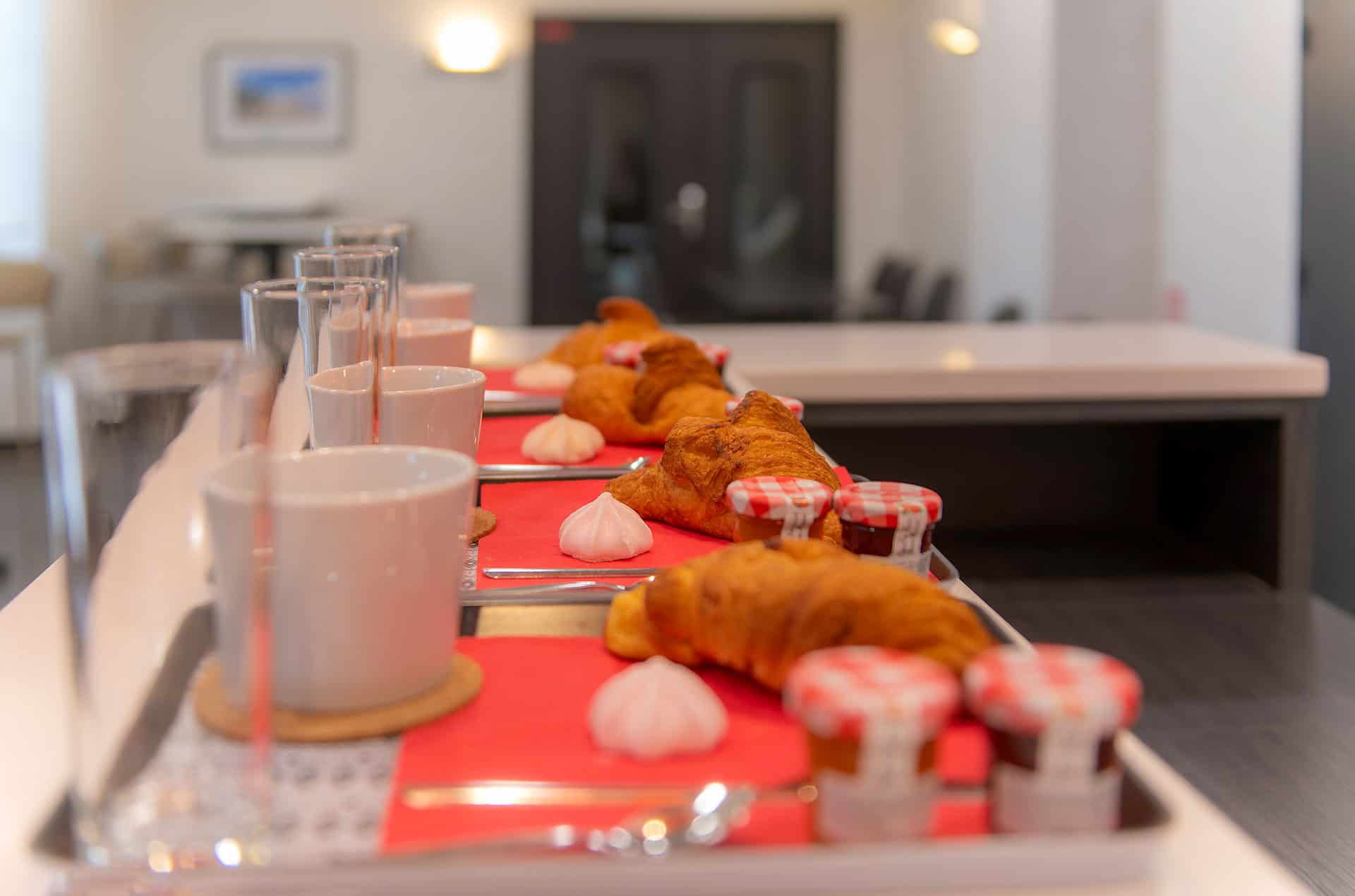 Espace petits déjeuners de la résidence de vacances Goélia Le Domaine de Pont-Aven à Pont-Aven Espace petits déjeuners de la résidence de vacances Goélia Le Domaine de Pont-Aven à Pont-Aven