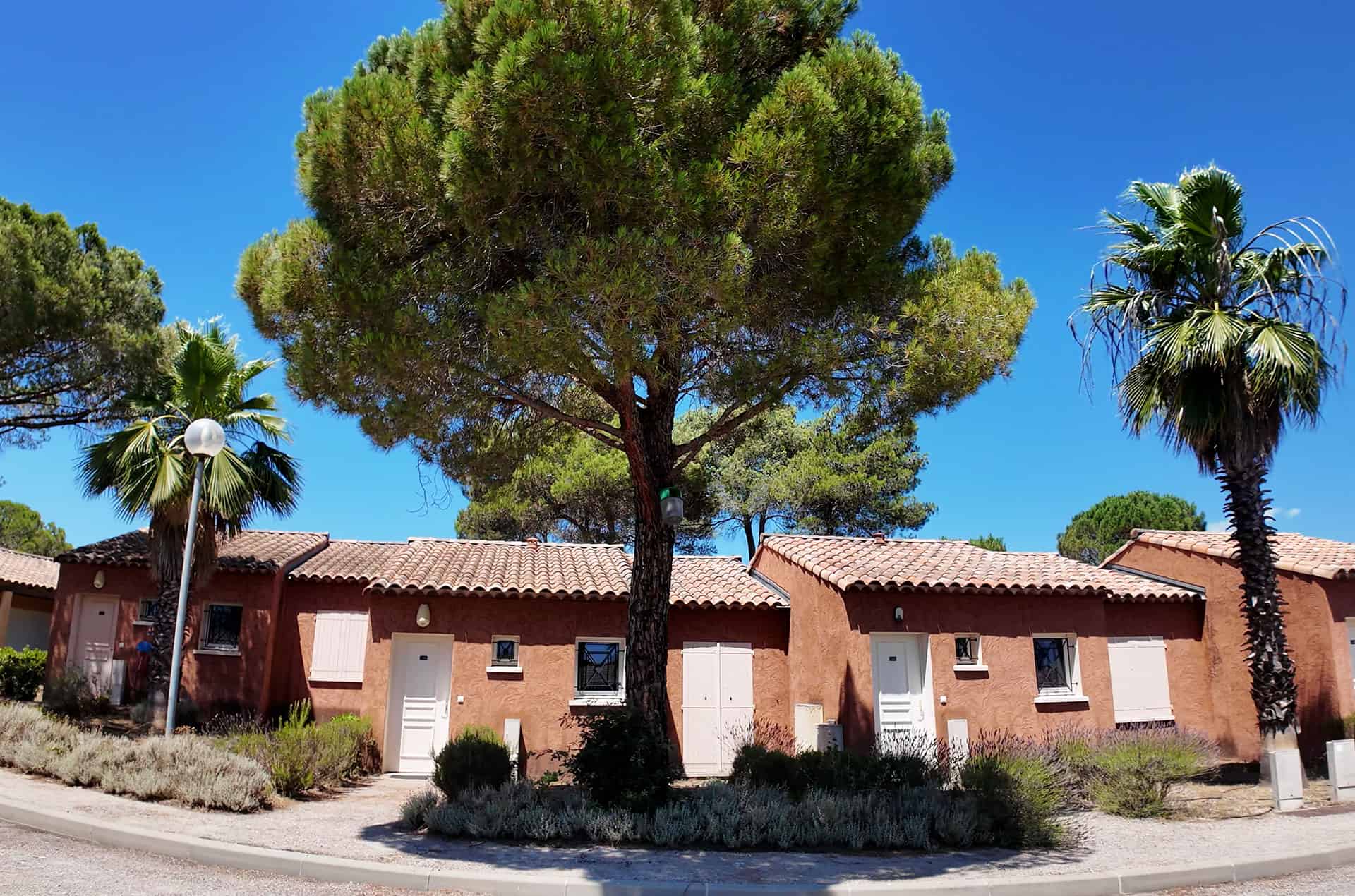 Exemple de maison de la résidence de vacances Goélia Le Village Azur à Roquebrune sur Argens Exemple de maison de la résidence de vacances Goélia Le Village Azur à Roquebrune sur Argens