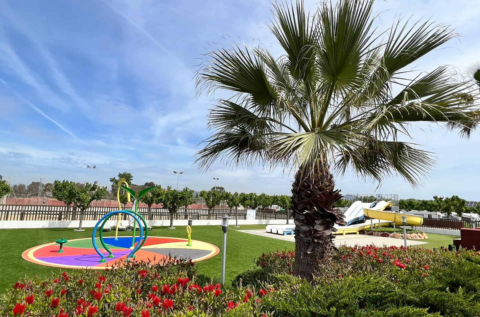 Exemple d'animation de la résidence de vacances Resort Els Pins à Malgrat de Mar, sur la Costa Barcelona, en Espagne Exemple d'animation de la résidence de vacances Resort Els Pins à Malgrat de Mar, sur la Costa Barcelona, en Espagne