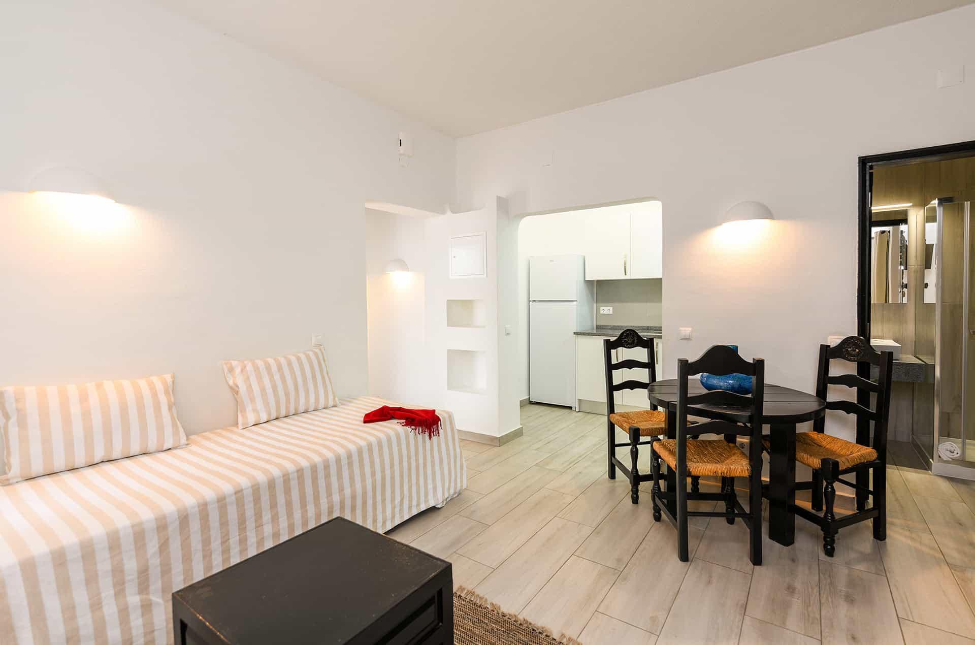 Exemple d'intérieur d'un studio du resort Pedras d'el Rei à Santa Luzia, en Algarve, Portugal Exemple d'intérieur d'un studio du resort Pedras d'el Rei à Santa Luzia, en Algarve, Portugal