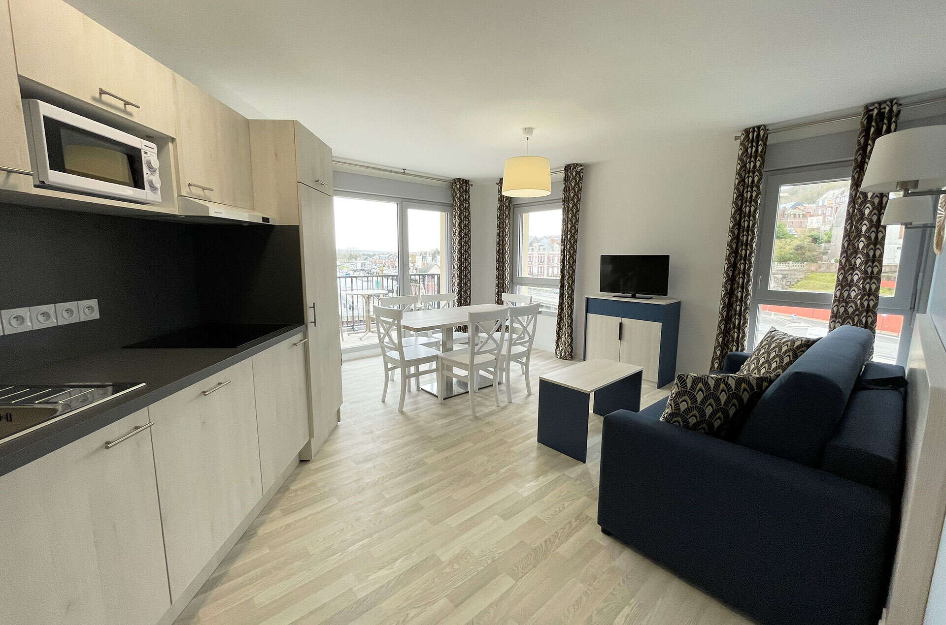 Exemple d'un salon d'un appartement 3 pièces 6 personnes vue mer de la résidence Goélia Le Phare au Tréport Exemple d'un salon d'un appartement 3 pièces 6 personnes vue mer de la résidence Goélia Le Phare au Tréport