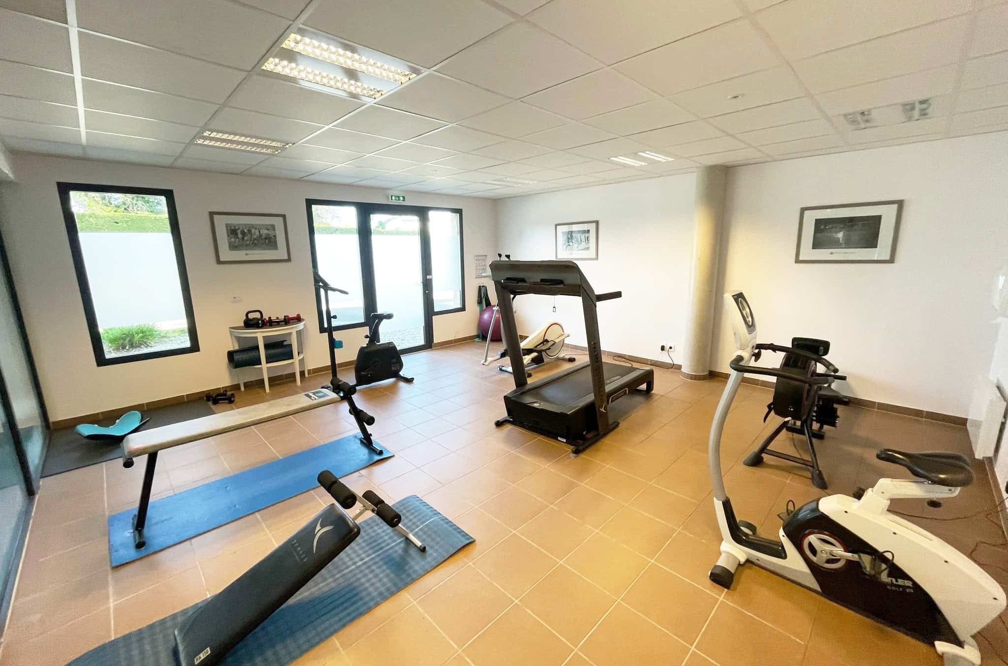 Salle fitness de la résidence de vacances Goélia Les 7 îles à Perros Guirec Salle fitness de la résidence de vacances Goélia Les 7 îles à Perros Guirec