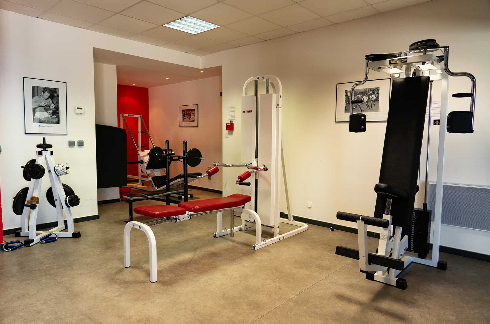 Salle fitness de la résidence de vacances Goélia Le Domaine de Castella à Font-Romeu Salle fitness de la résidence de vacances Goélia Le Domaine de Castella à Font-Romeu