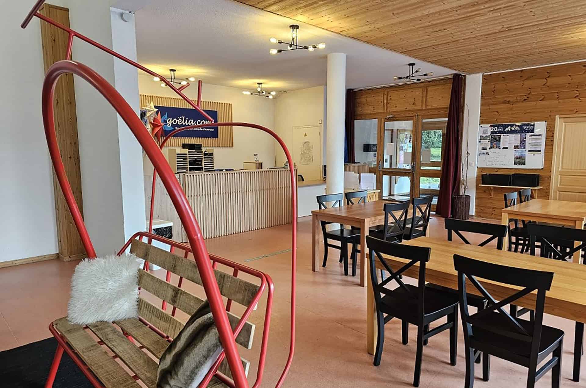 Réception de la résidence de vacances Goélia Les Chalets des Marmottes à St Jean d'Arves