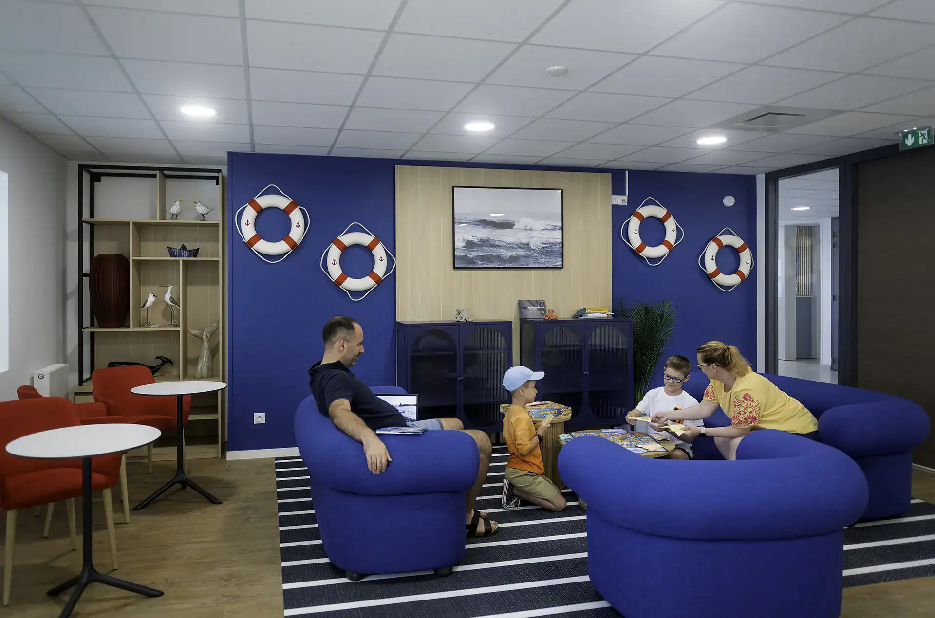 Le coin salon détente de la résidence de vacances Goélia Le Phare au Tréport