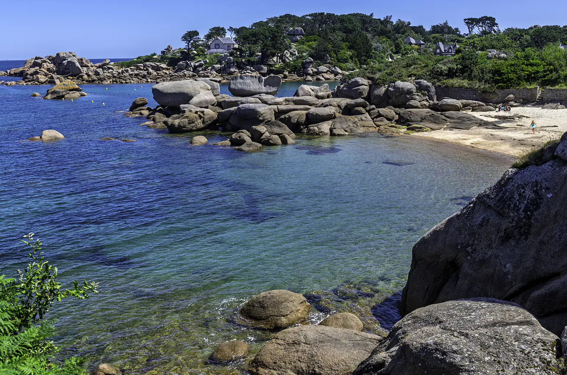 La Plage de Ploumanac'h à proximité immédiate de la résidence de vacances goélia Les 7 îles à Perros Guirec