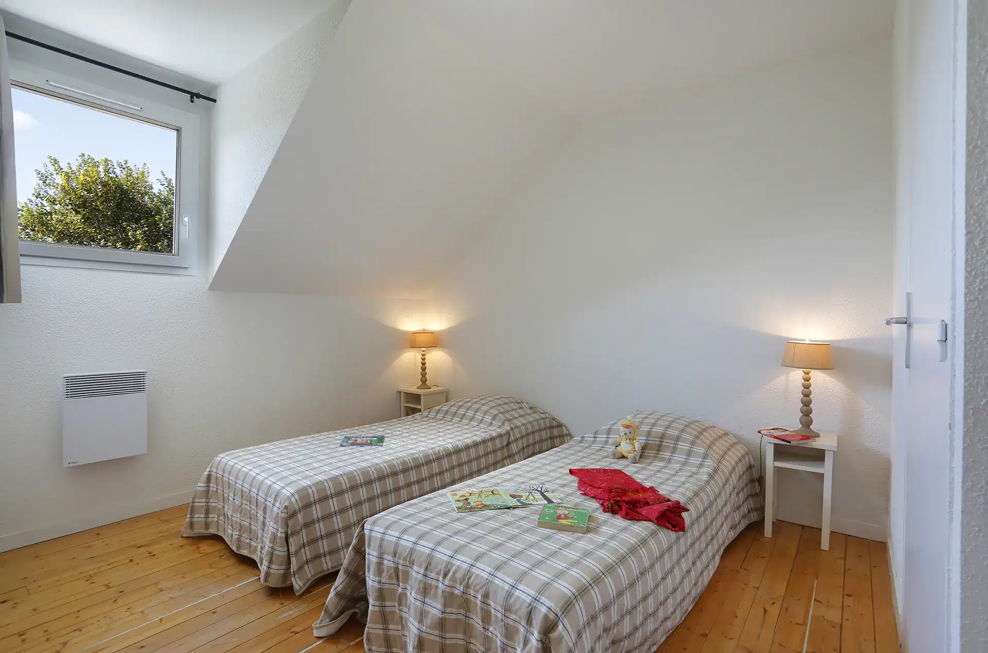 Exemple de chambre de la résidence de vacances Goélia Iroise Armorique à Locmaria-Plouzané en Bretagne