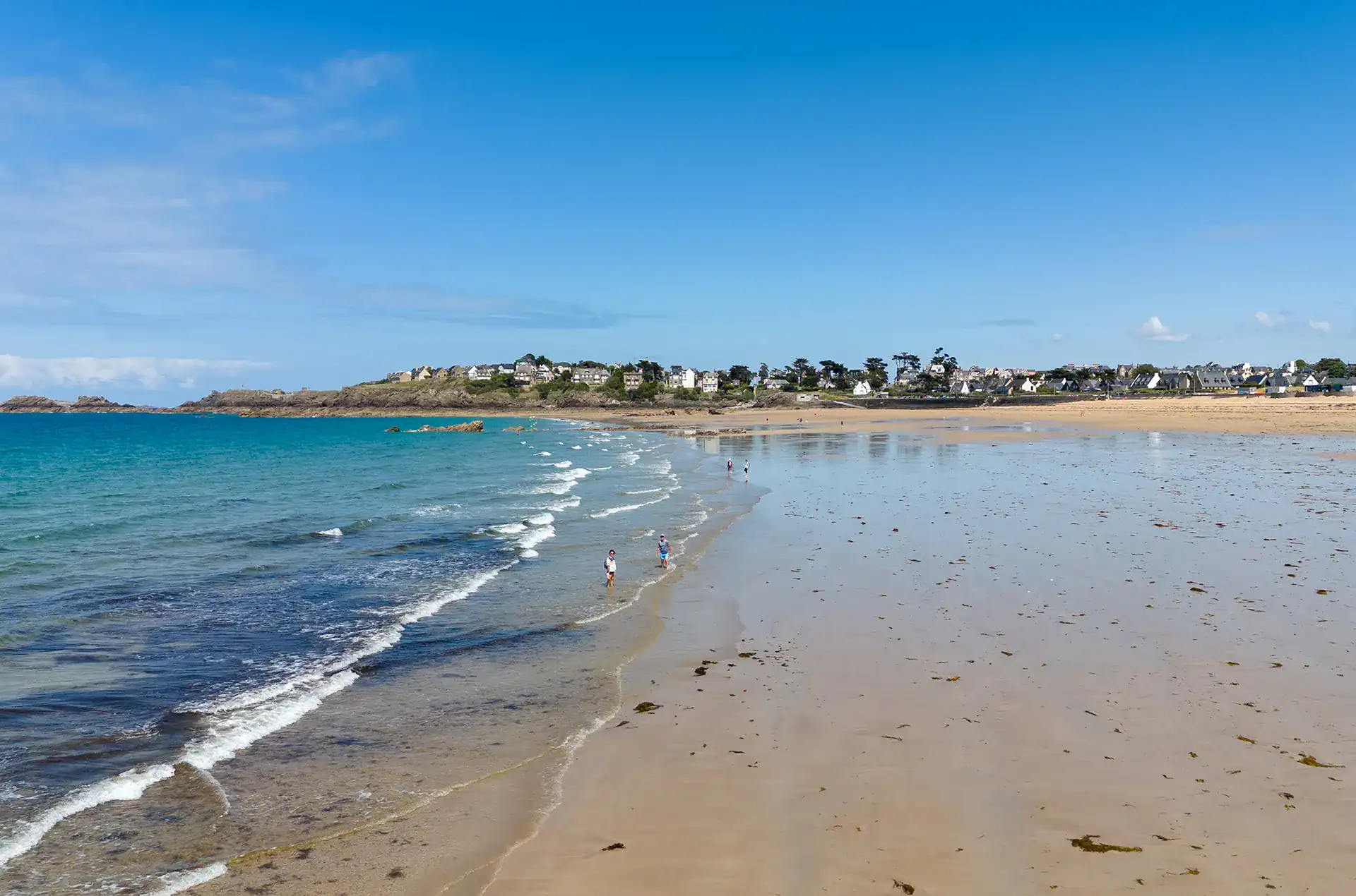 Plage à proximité de la résidence de vacances Goelia Kermael à Saint Briac en Bretagne