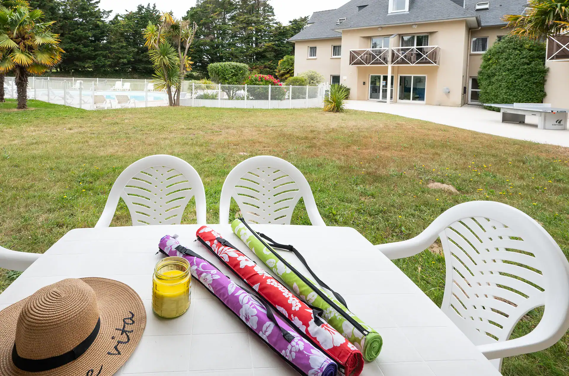 Exemple d'une terrasse d'un logement de la résidence de vacances Goélia Kermael à Saint Briac
