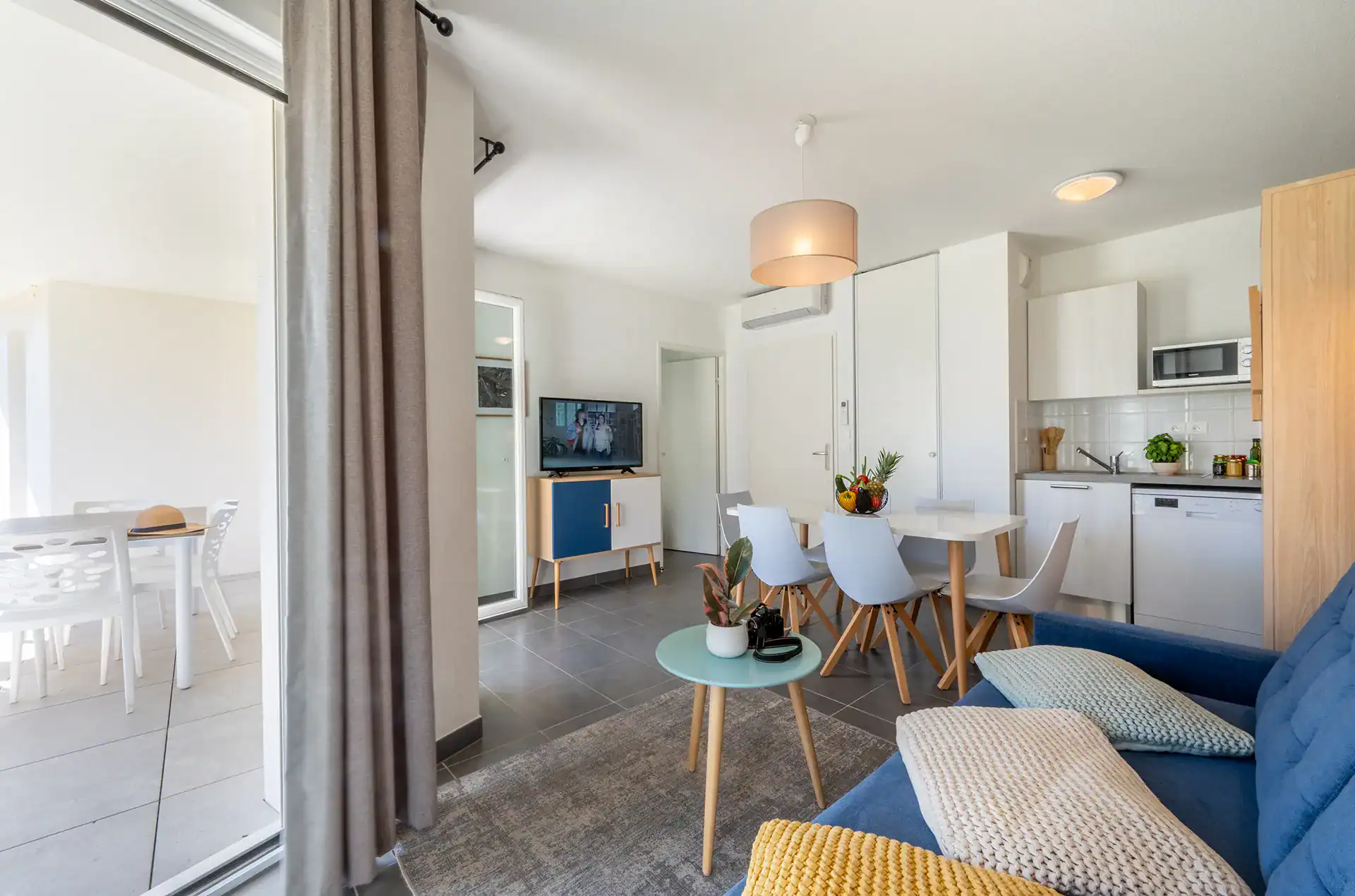 Example of the interior of an accommodation unit at the Goélia Le Cap Azur holiday residence in Saint-Mandrier