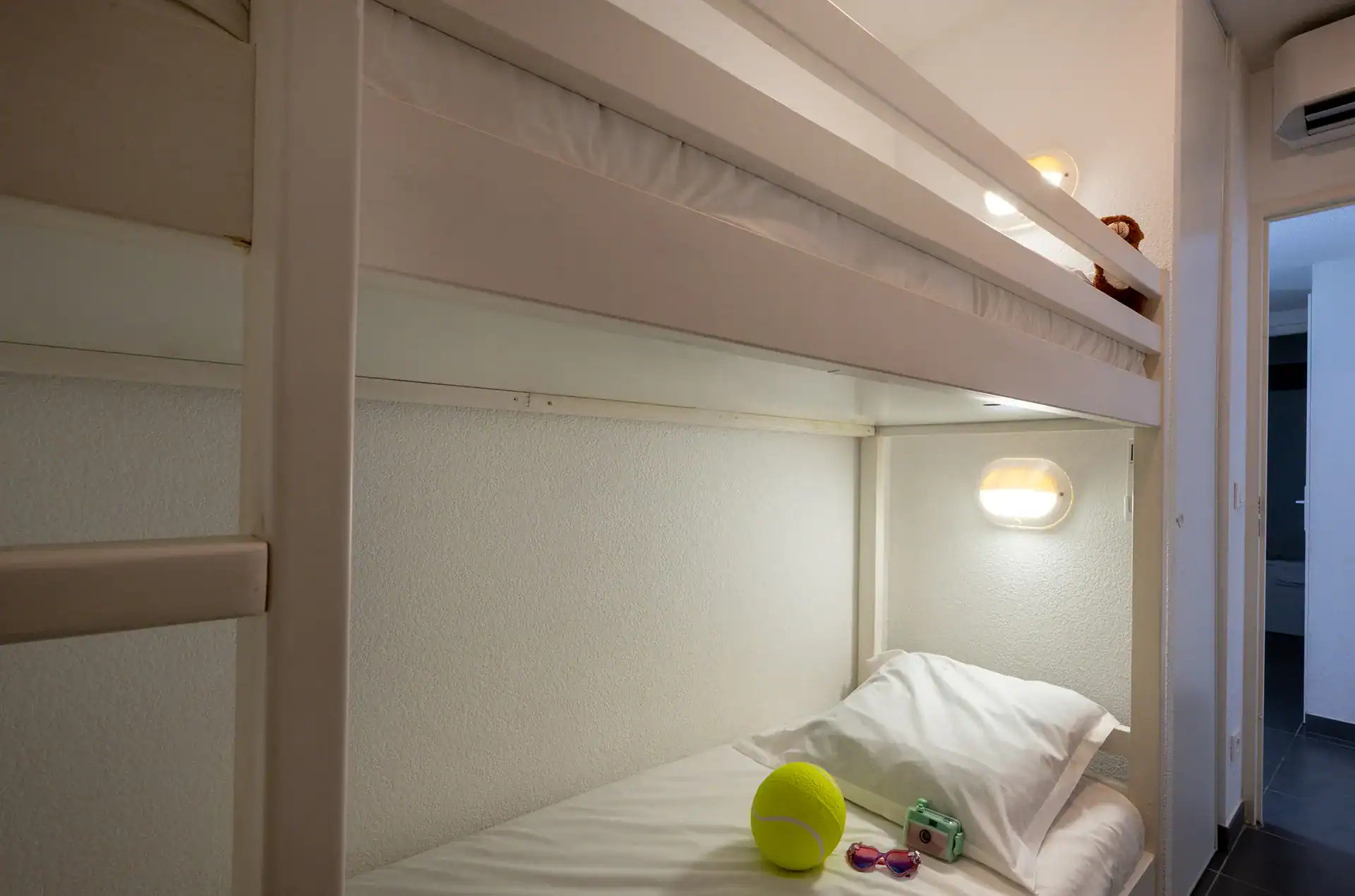 Example of a room in accommodation at the Goélia Le Cap Azur holiday residence in Saint-Mandrier