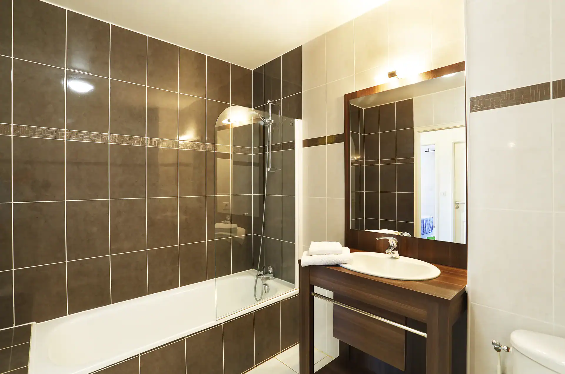 Bathroom in the Goélia L'Estacade holiday residence in Cap Breton