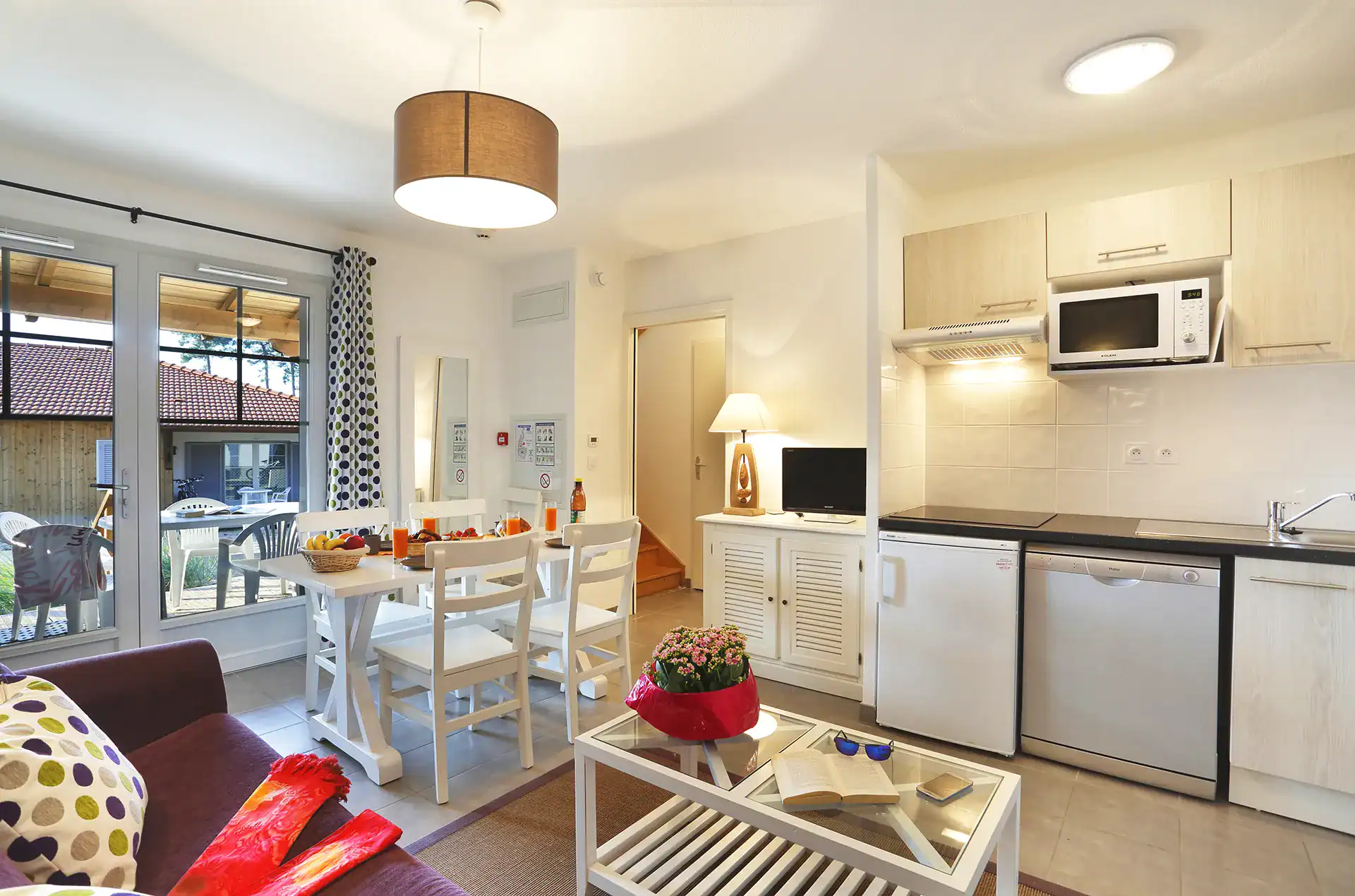 Exemple d'intérieur d'un logement de la résidence de vacances Goélia Le Domaine des Dunes à Mimizan